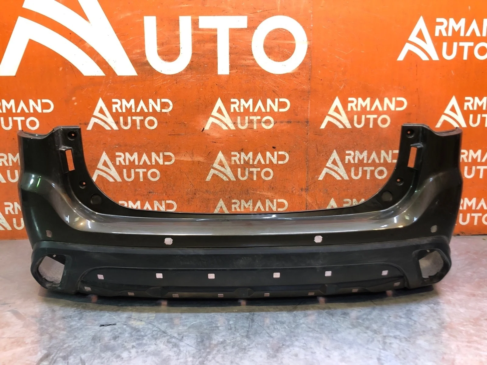 Бампер Mitsubishi Outlander 2018-нв 3