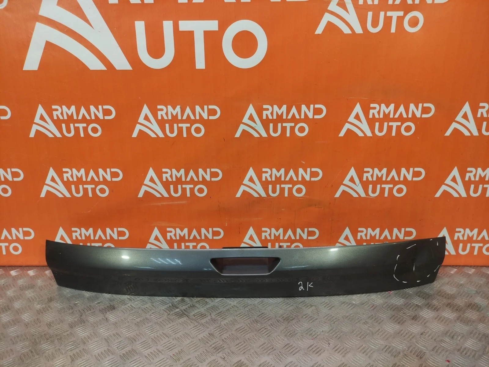 Накладка двери багажника Ford Kuga 2012-2019 CBS
