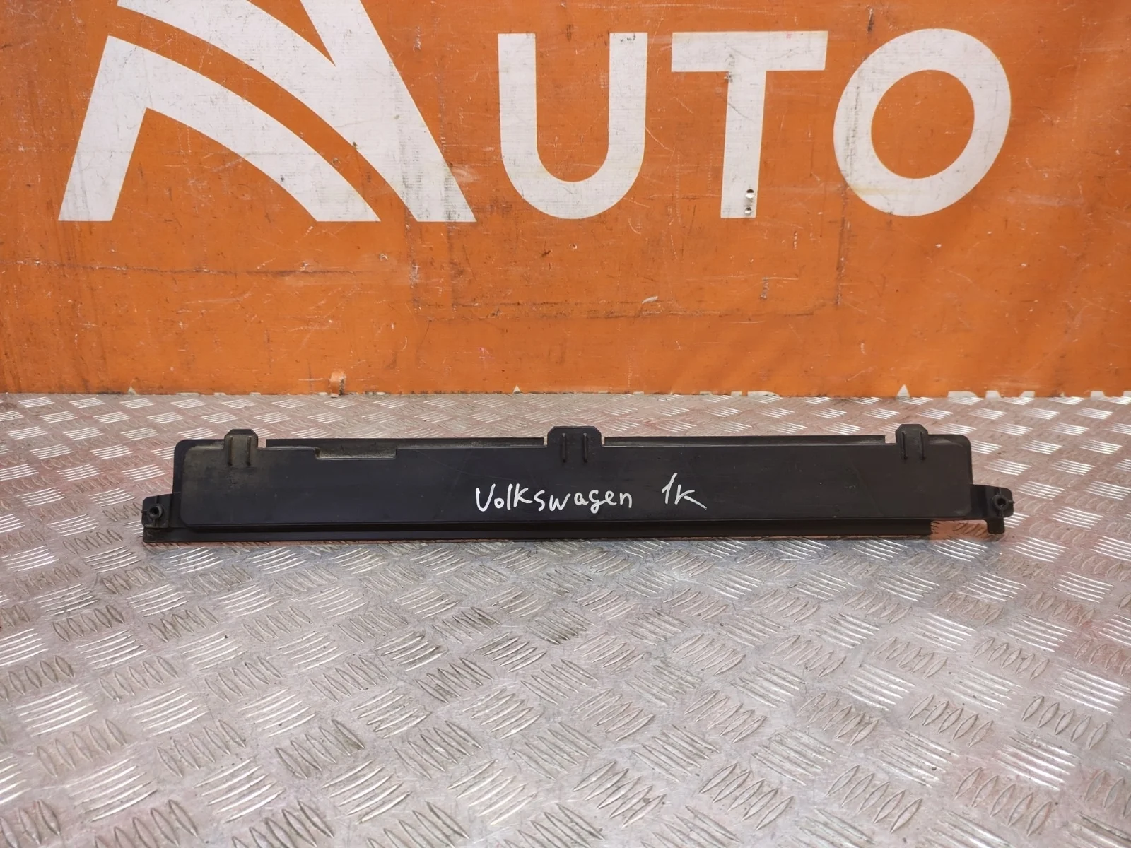 Кронштейн радиатора Volkswagen Polo 2009-2020 5