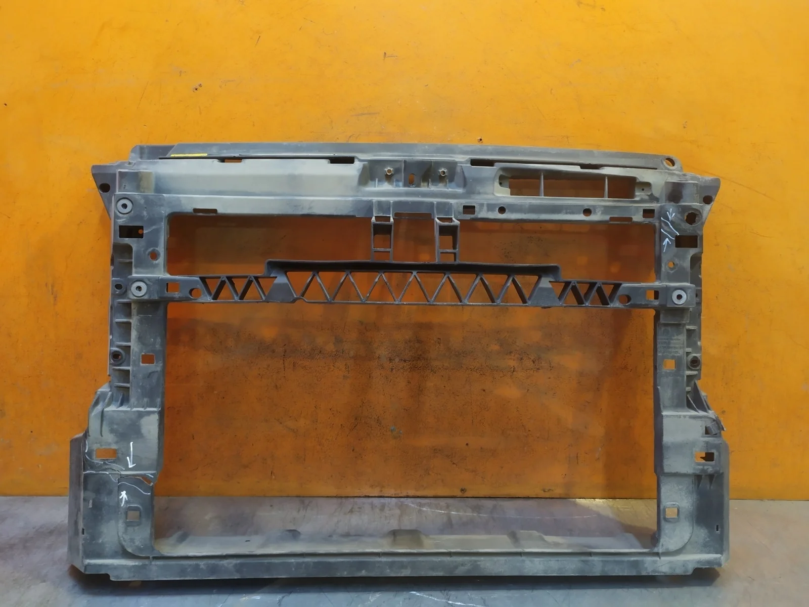 Панель передняя (суппорт радиатора) Volkswagen Polo 2009-2020 5
