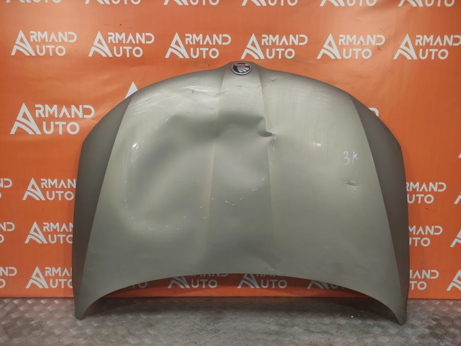 Капот Skoda Rapid 2014-2020