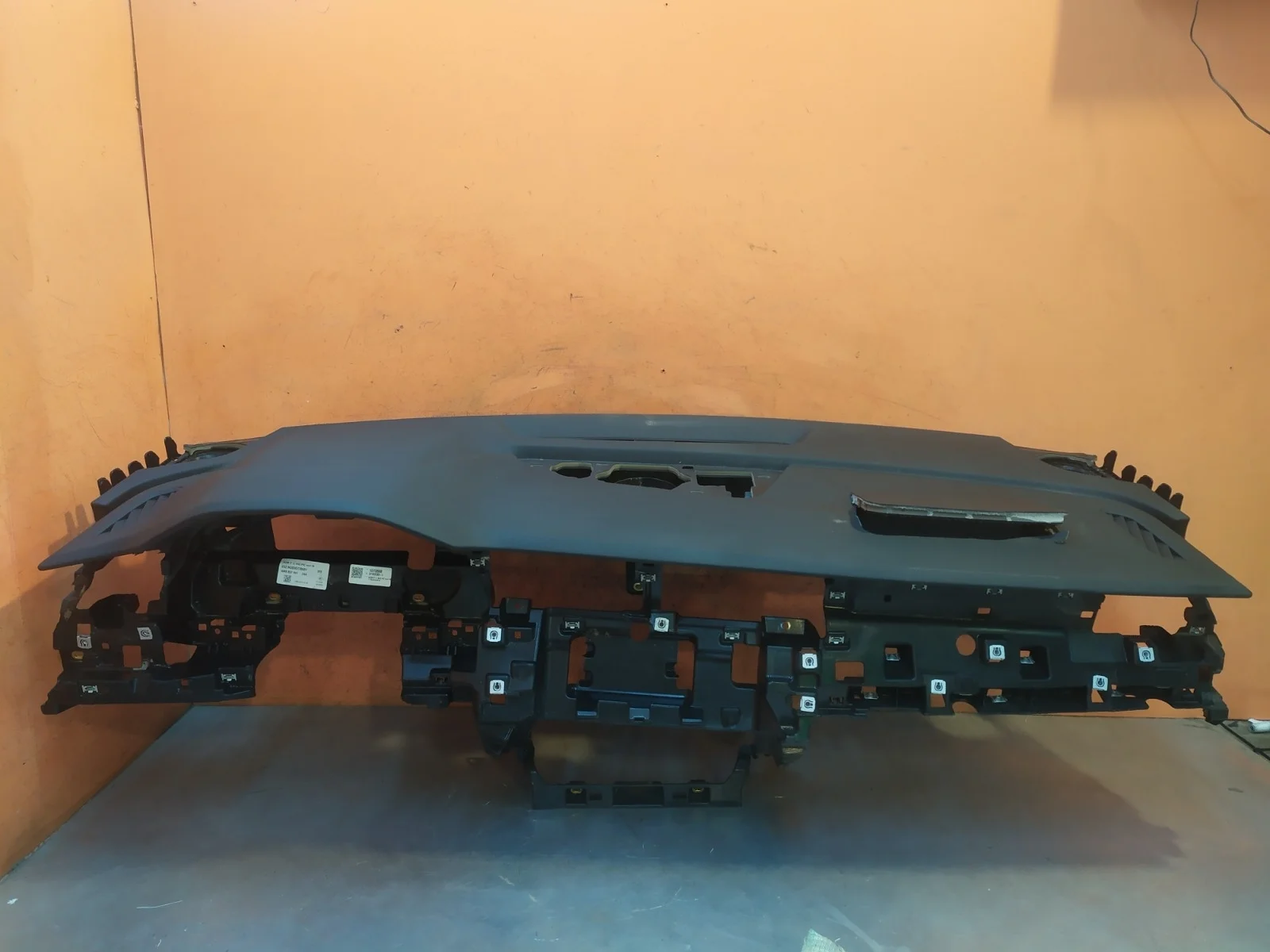 Торпедо Audi Q7 2015-нв 4M