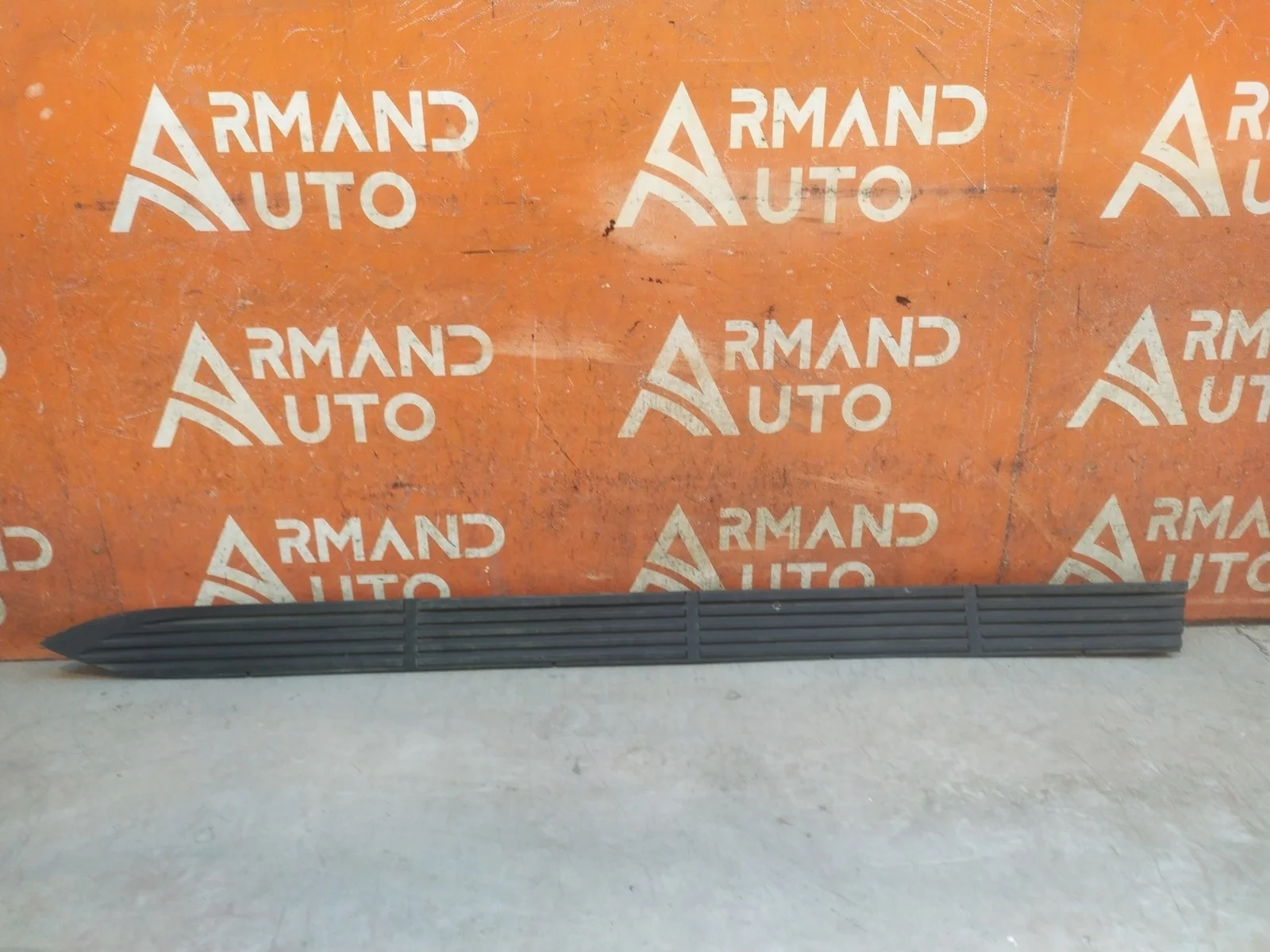 Накладка подножки Toyota Land Cruiser 2012-2021 200