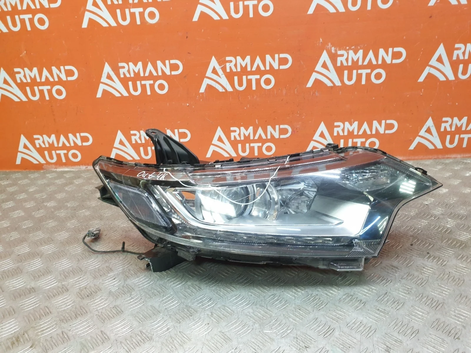 Фара Mitsubishi Outlander 2015-нв 3