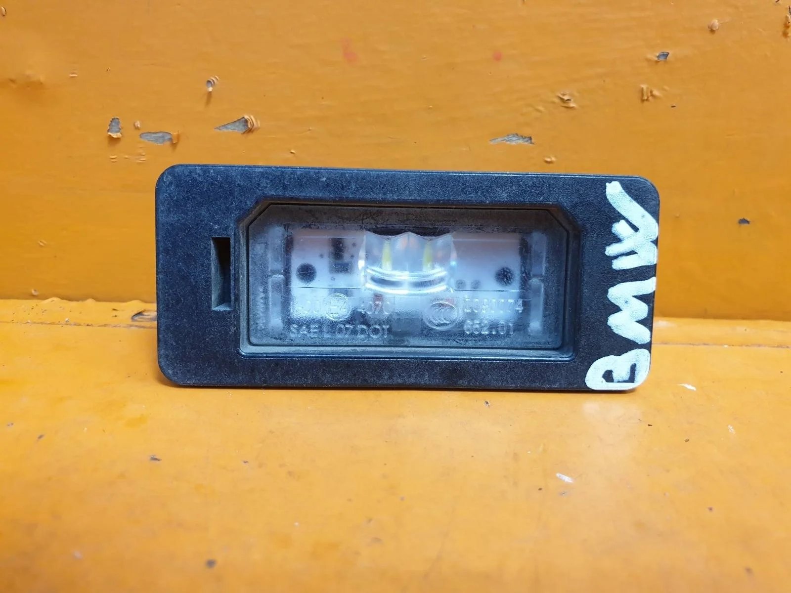 Подсветка номера BMW 5 series 2016-нв G30 G31