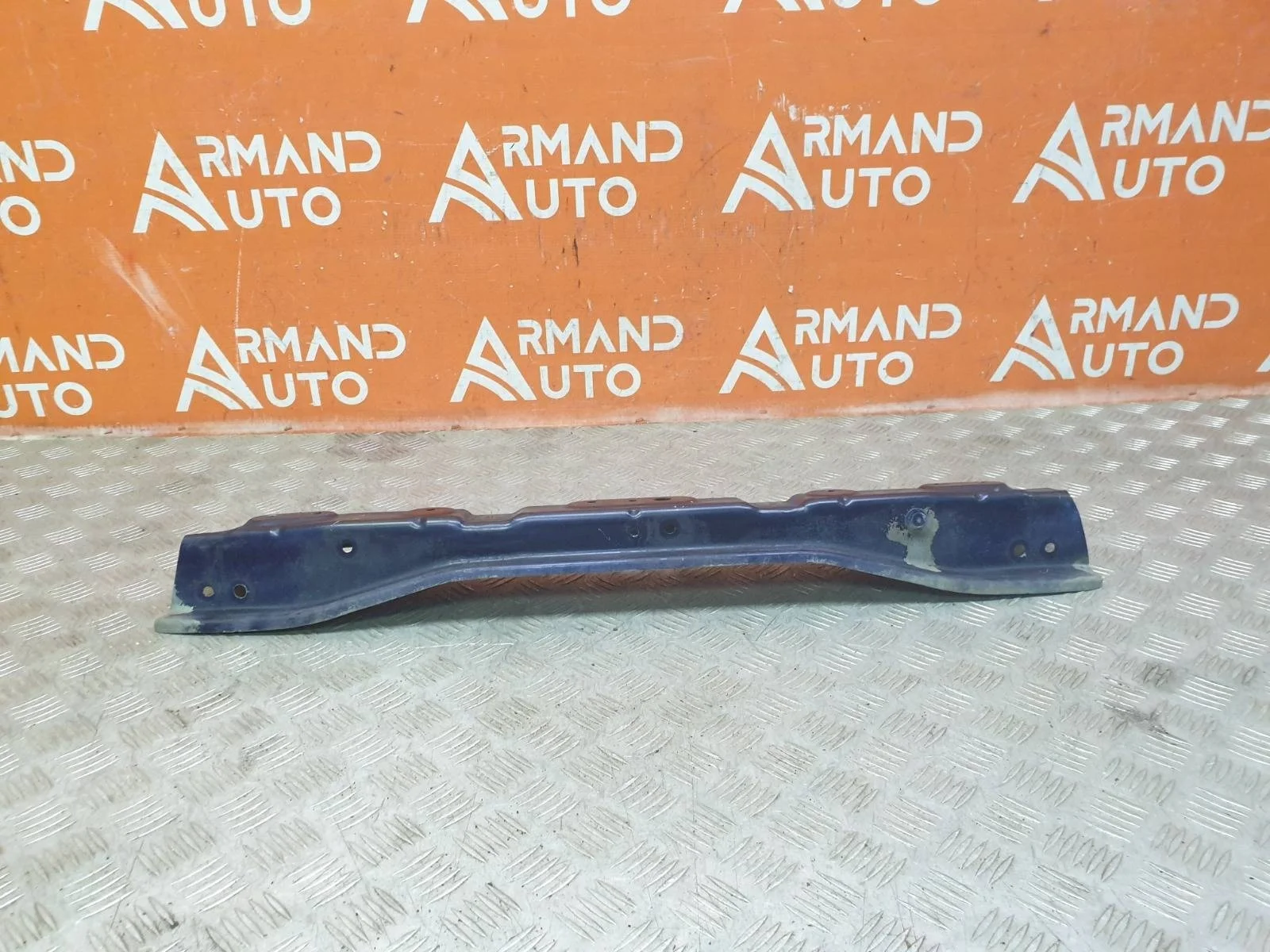 Усилитель бампера верхний MItsubishi Outlander 2015-нв 3