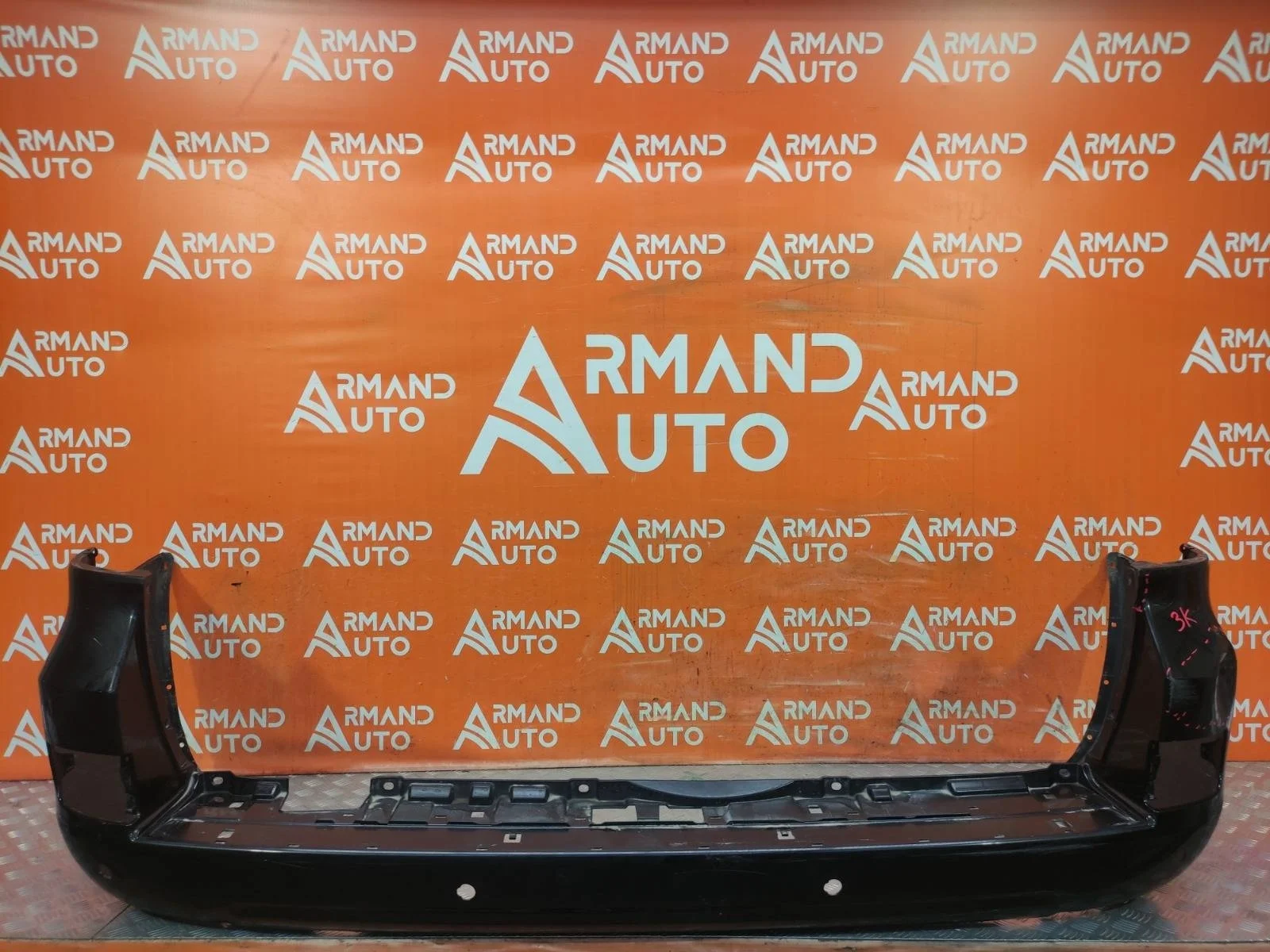 Бампер TOYOTA Land Cruiser 2015-2021 200