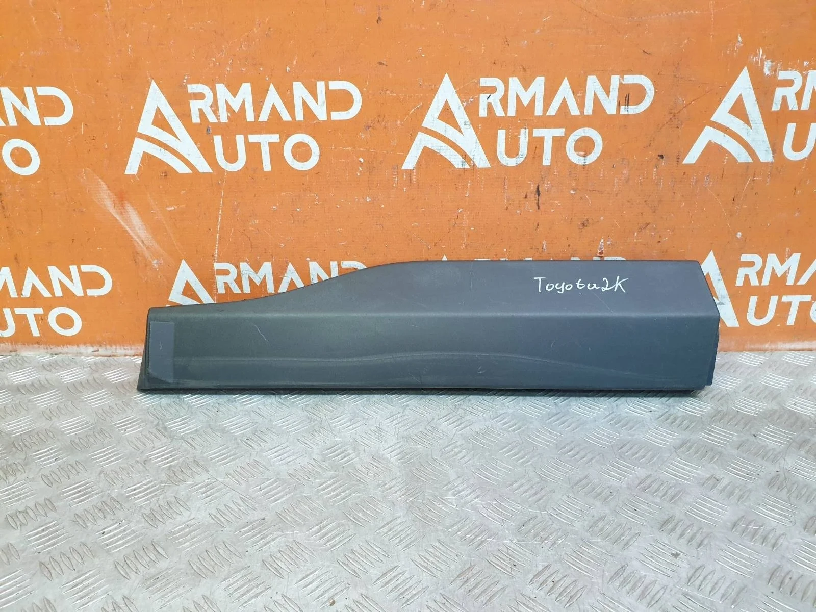Молдинг двери TOYOTA RAV4 2018-нв 5 XA50