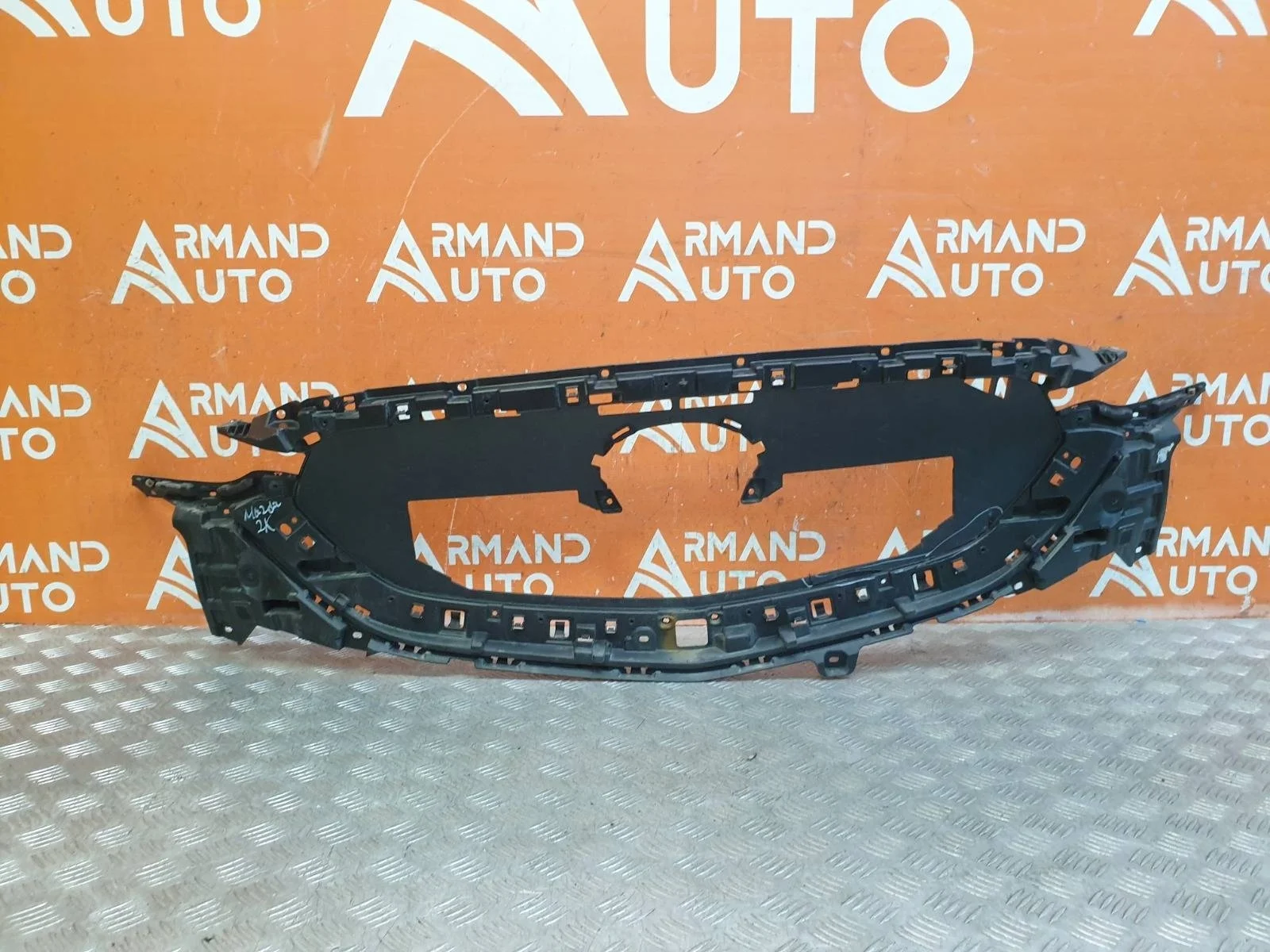 Решетка радиатора Mazda CX-5 2017-нв