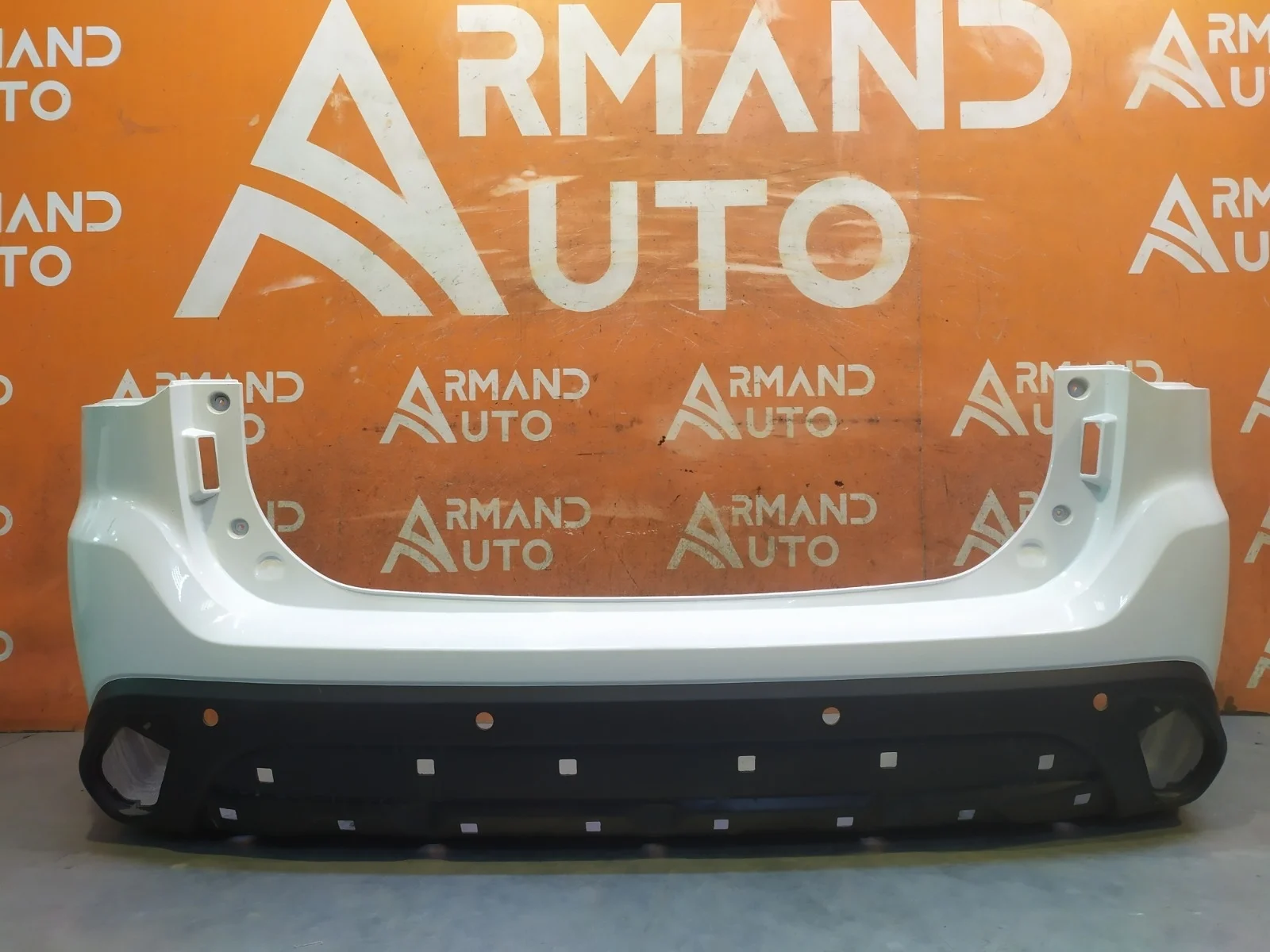 Бампер MItsubishi Outlander 2018-нв 3