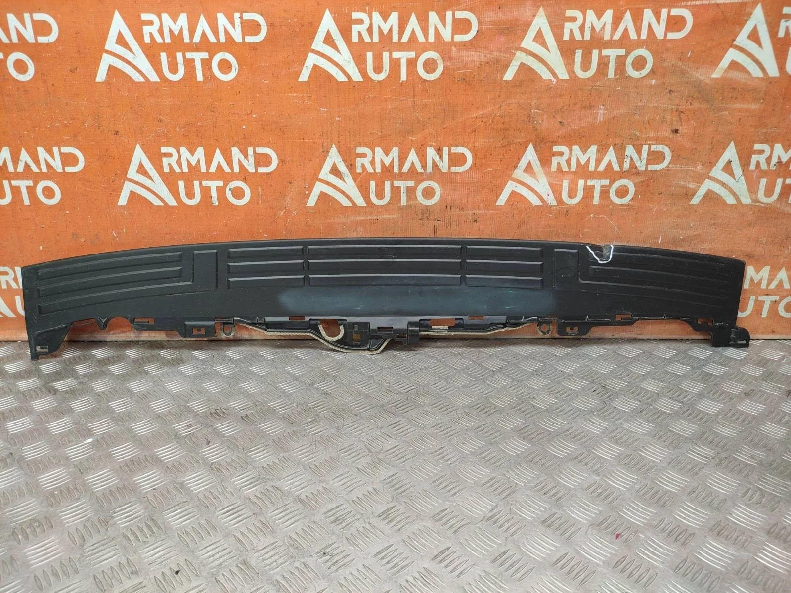 Накладка бампера верхняя Toyota Land Cruiser Prado 2009-нв 150