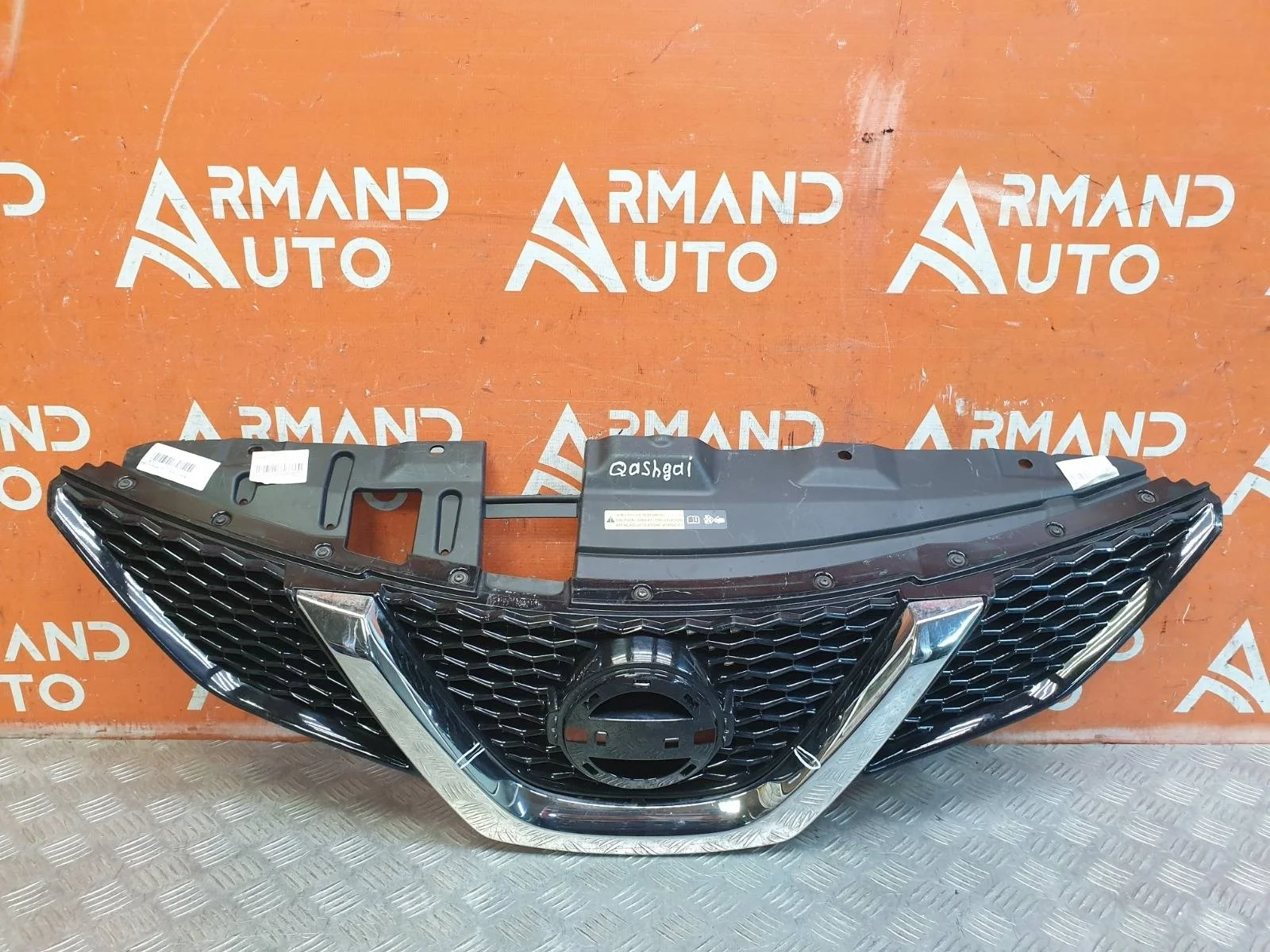 Решетка радиатора Nissan Qashqai 2013-2019 j11