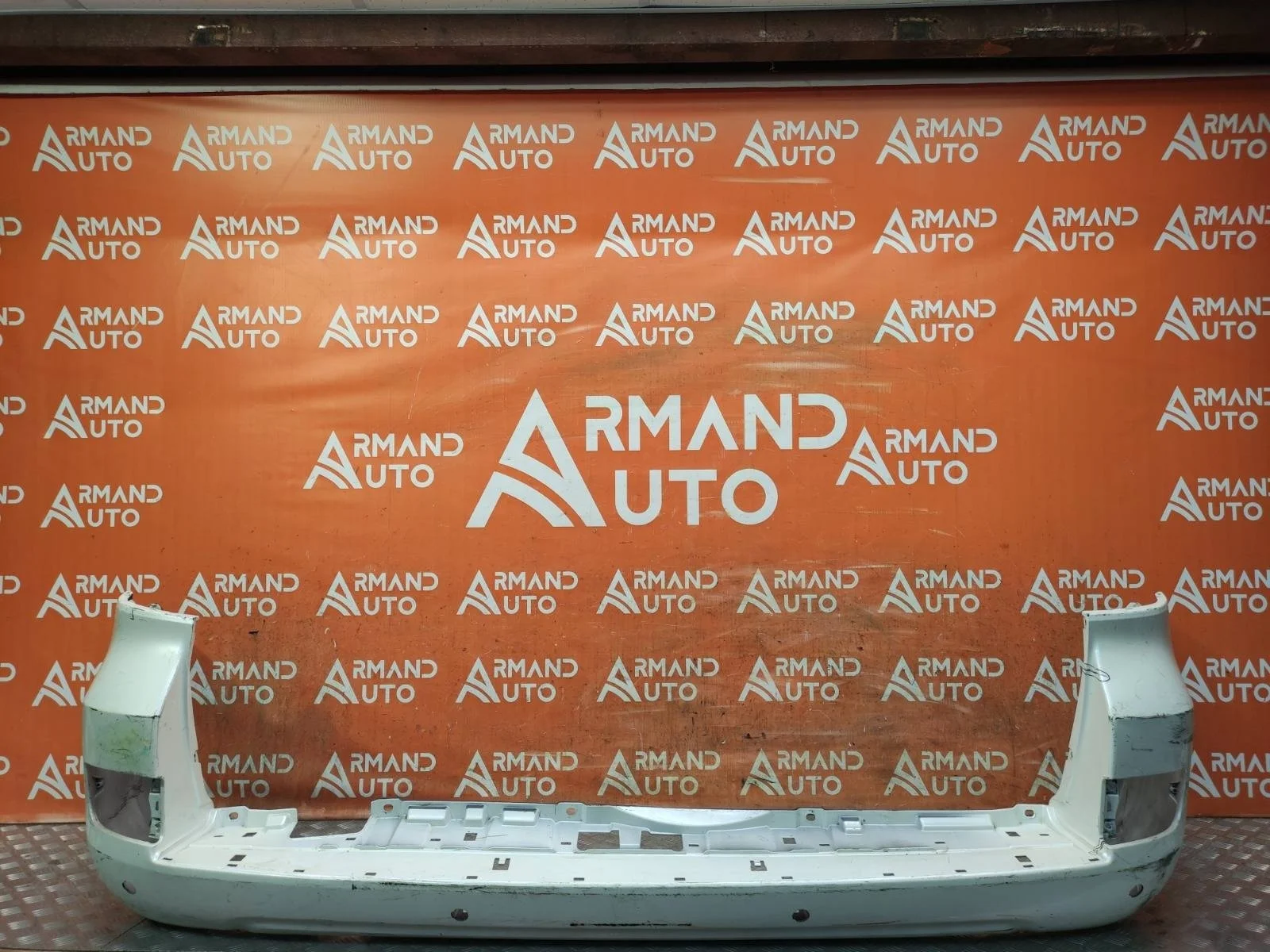 Бампер Toyota Land Cruiser 2015-2021 200