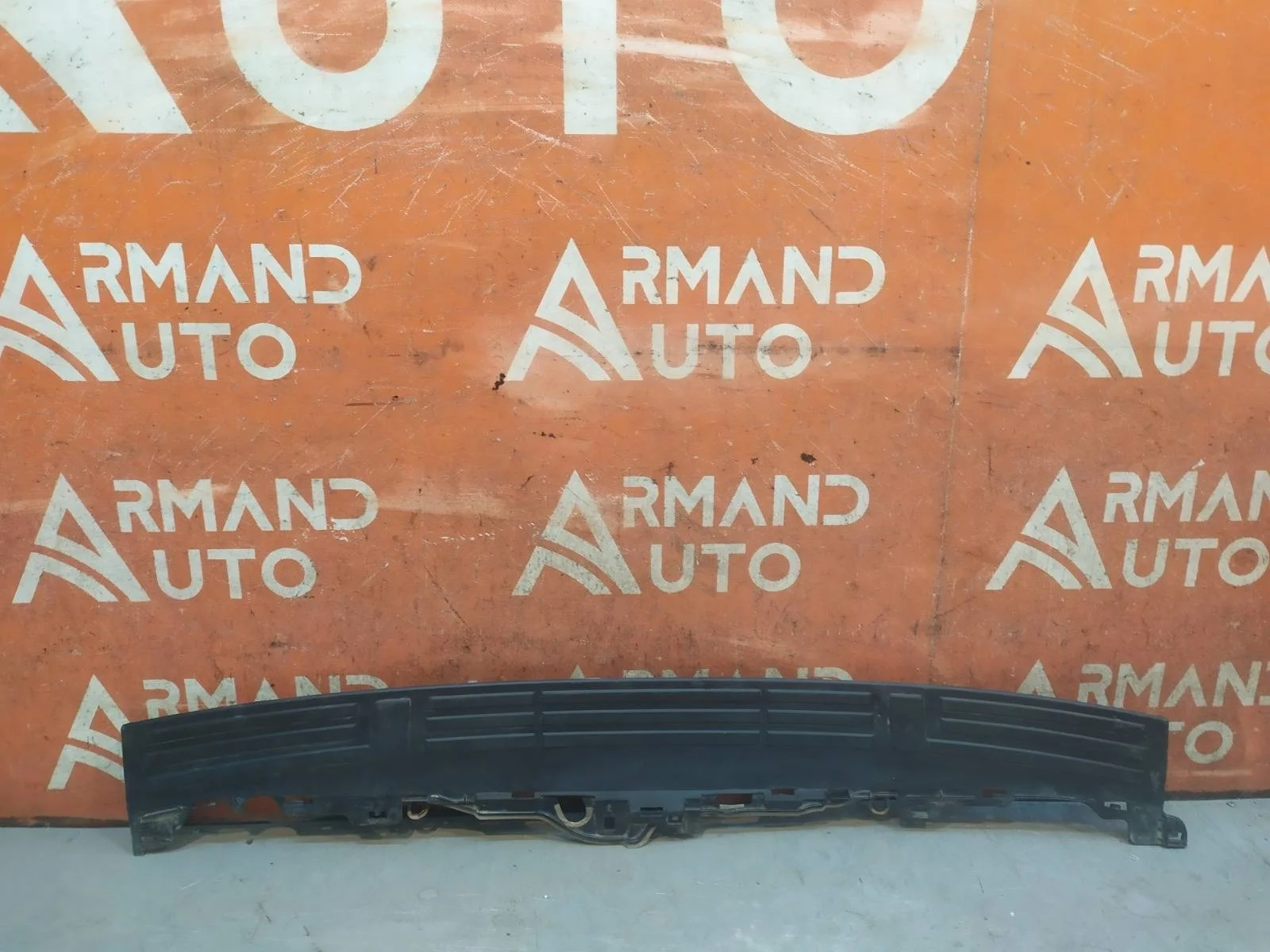 Накладка бампера верхняя TOYOTA Land Cruiser Prado 2009-нв 150