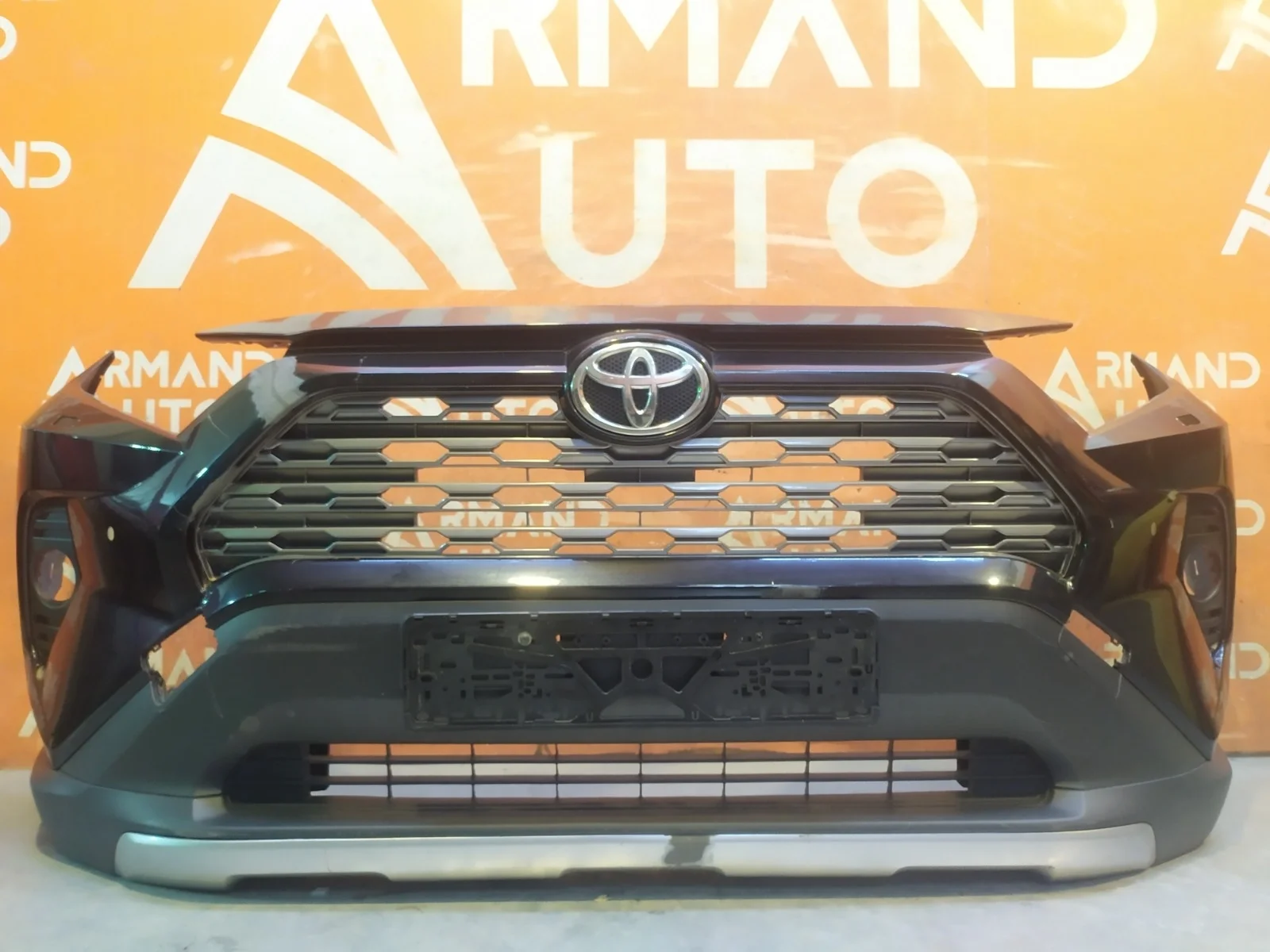 Бампер Toyota RAV4 2018-нв 5 XA50