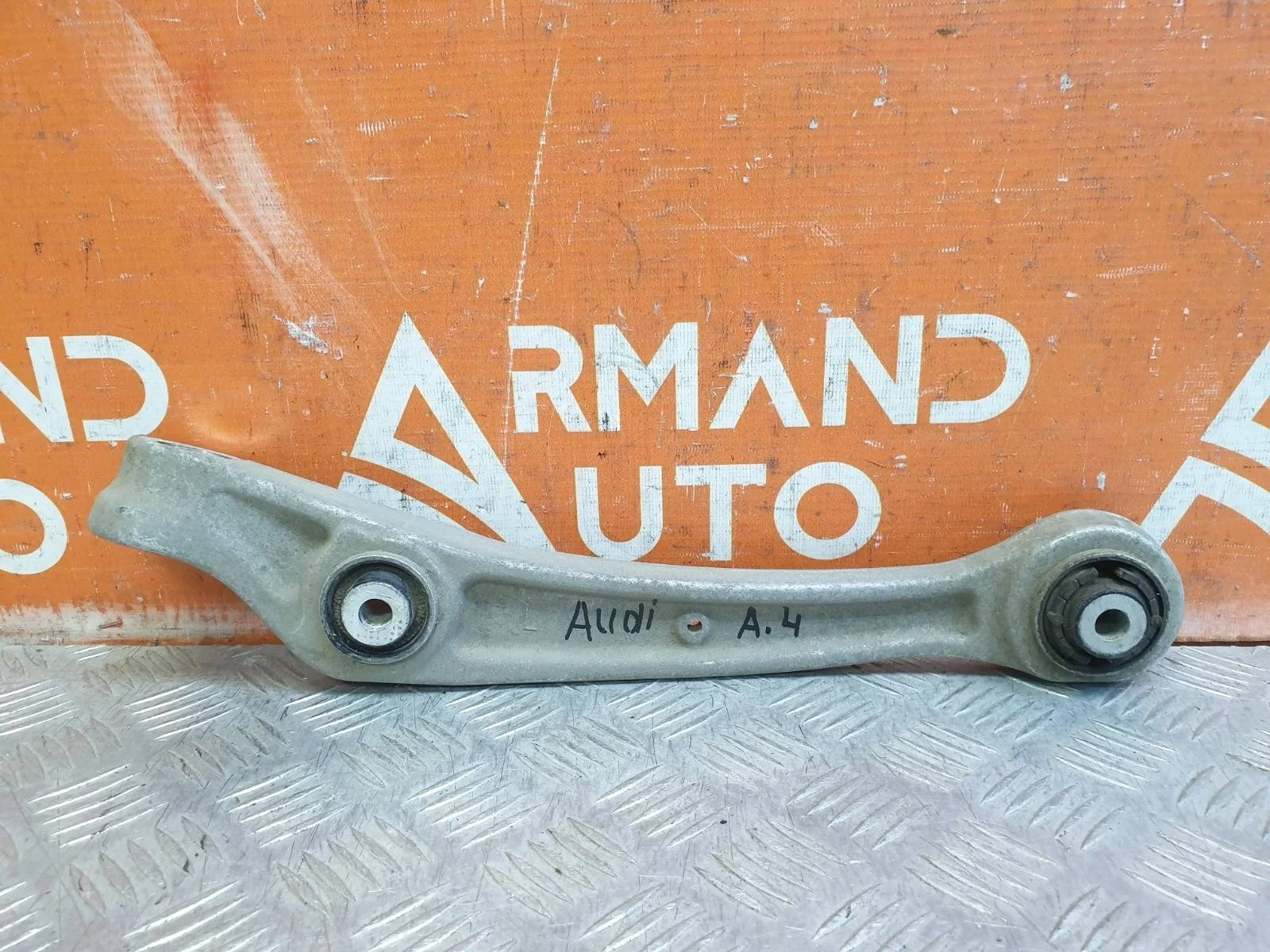 Рычаг подвески нижний Audi A4 2007-2015 B8