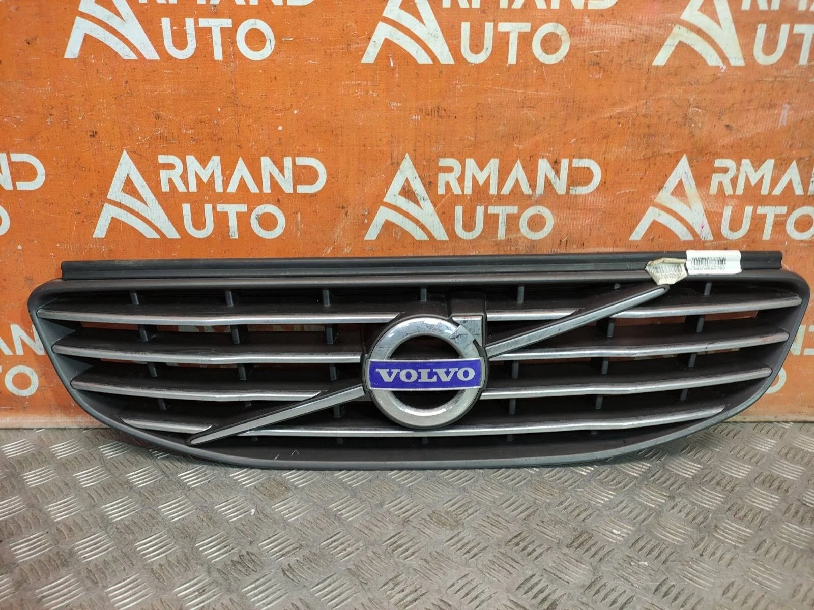 Решетка радиатора Volvo XC60 2013-2017