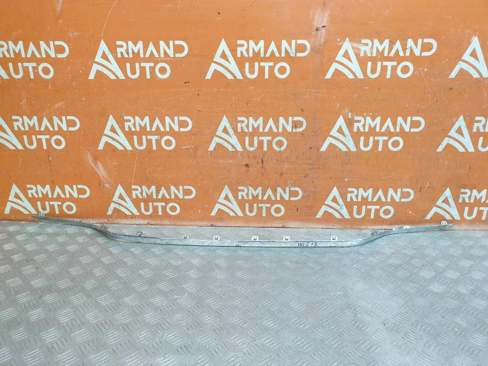 Молдинг юбки бампера Mercedes -Class 2016-2020 W213, S213