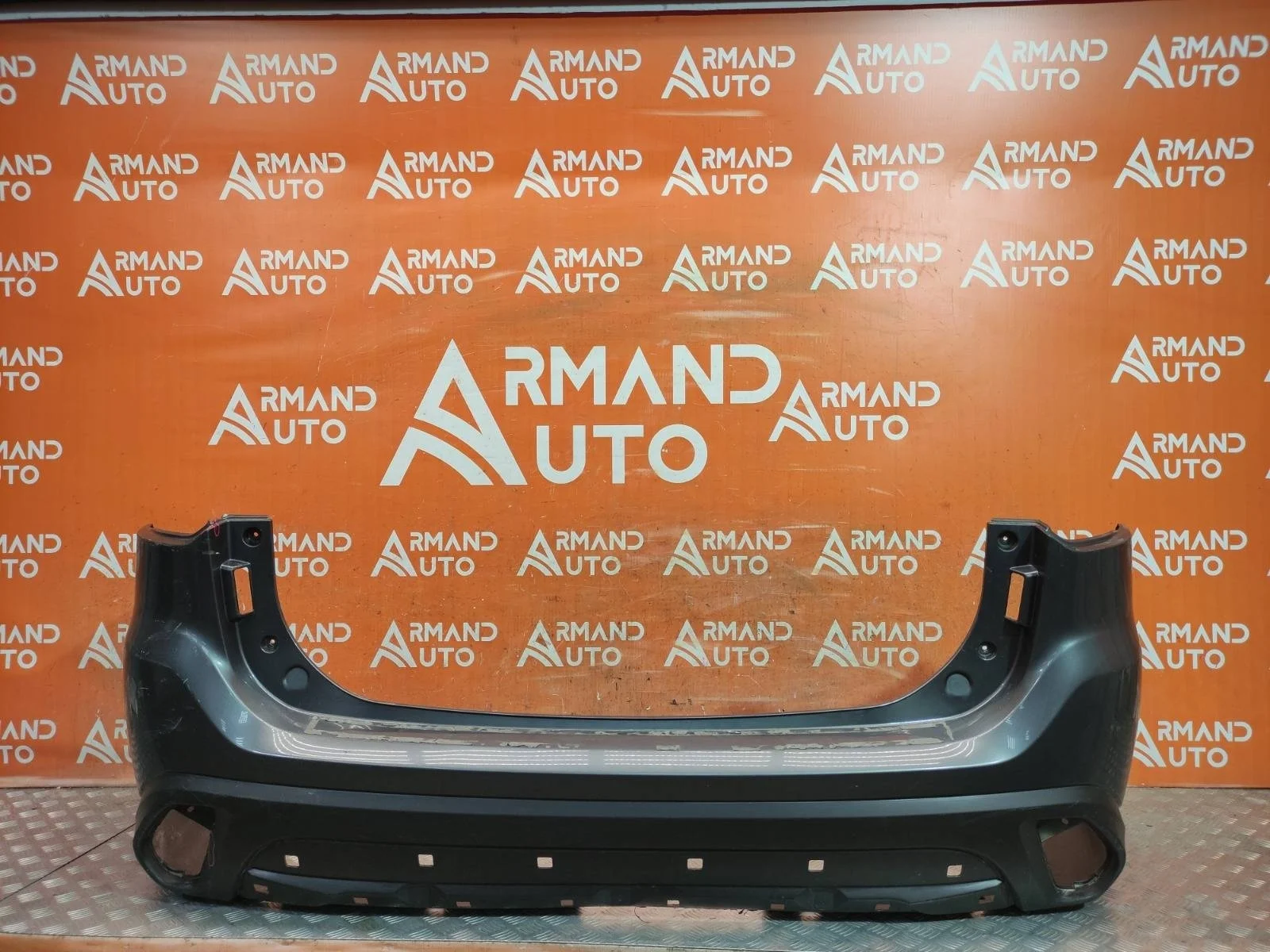 Бампер Mitsubishi Outlander 2018-нв 3