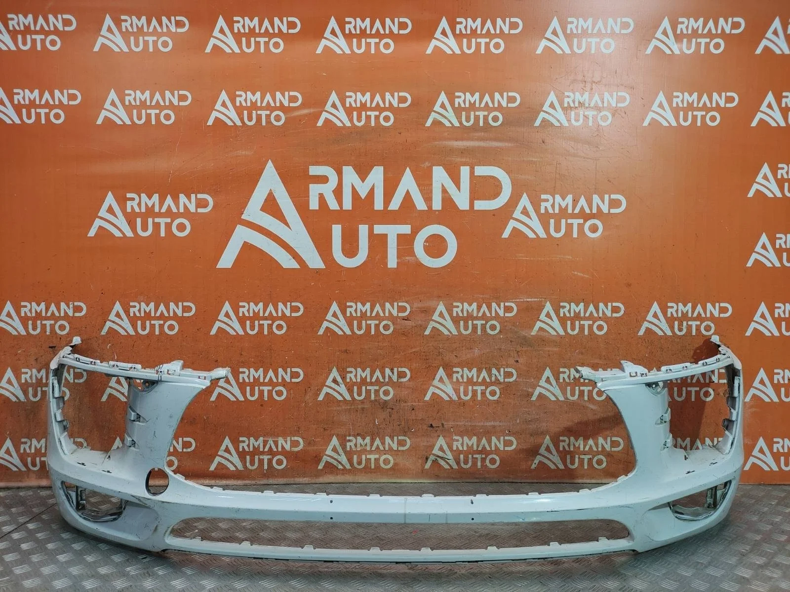 Бампер Porsche Macan 2014-2019 95b