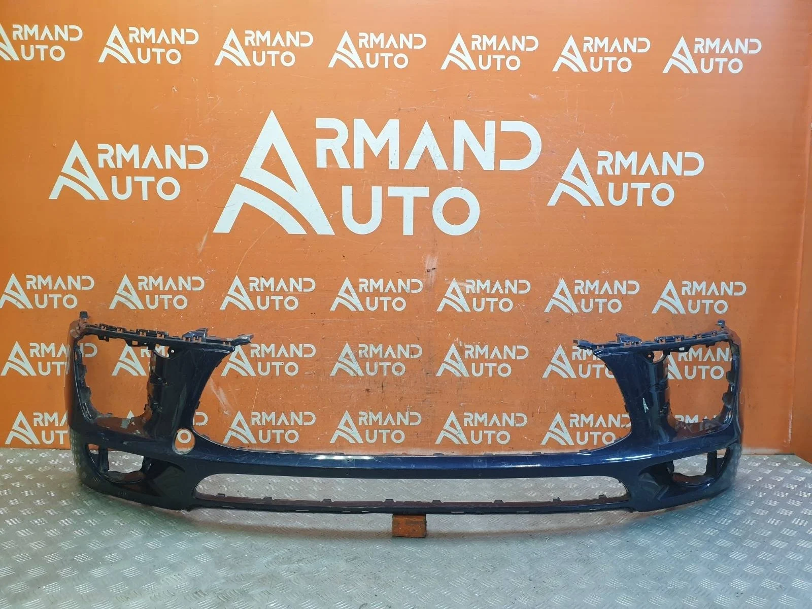 Бампер Porsche Macan 2014-2019 95b