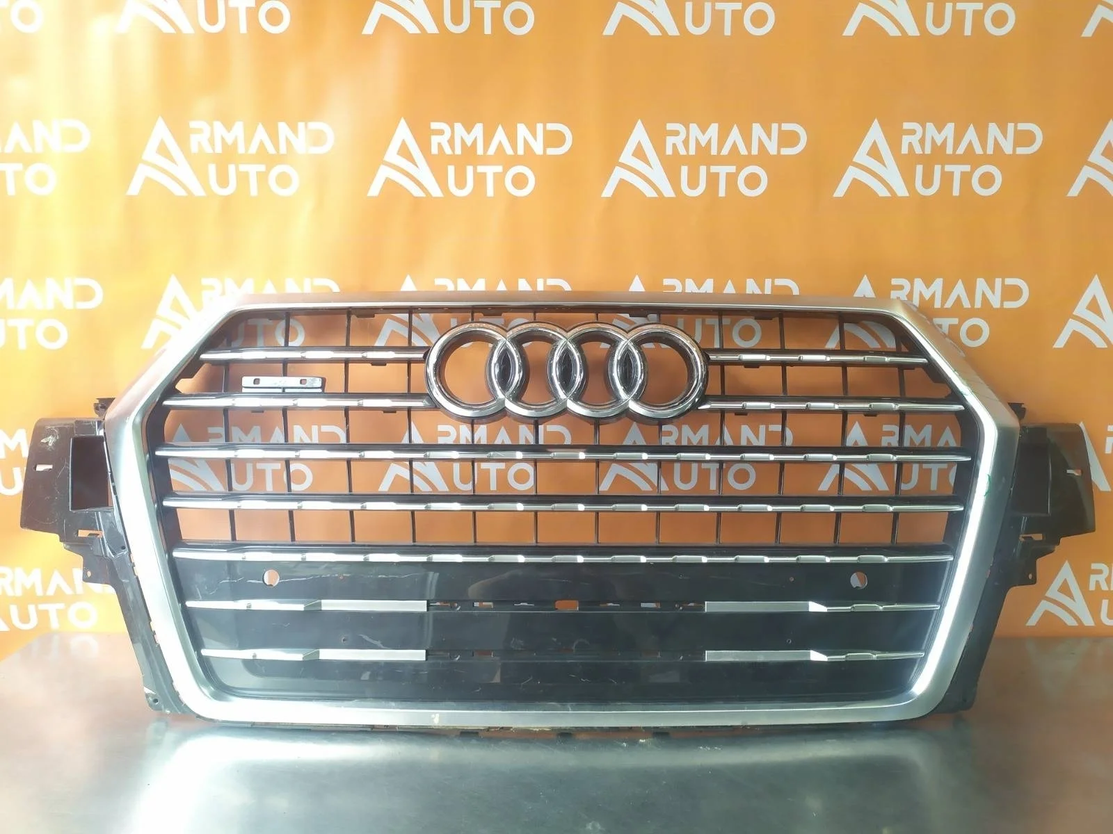 Решетка радиатора Audi Q7 2015-2020 4M
