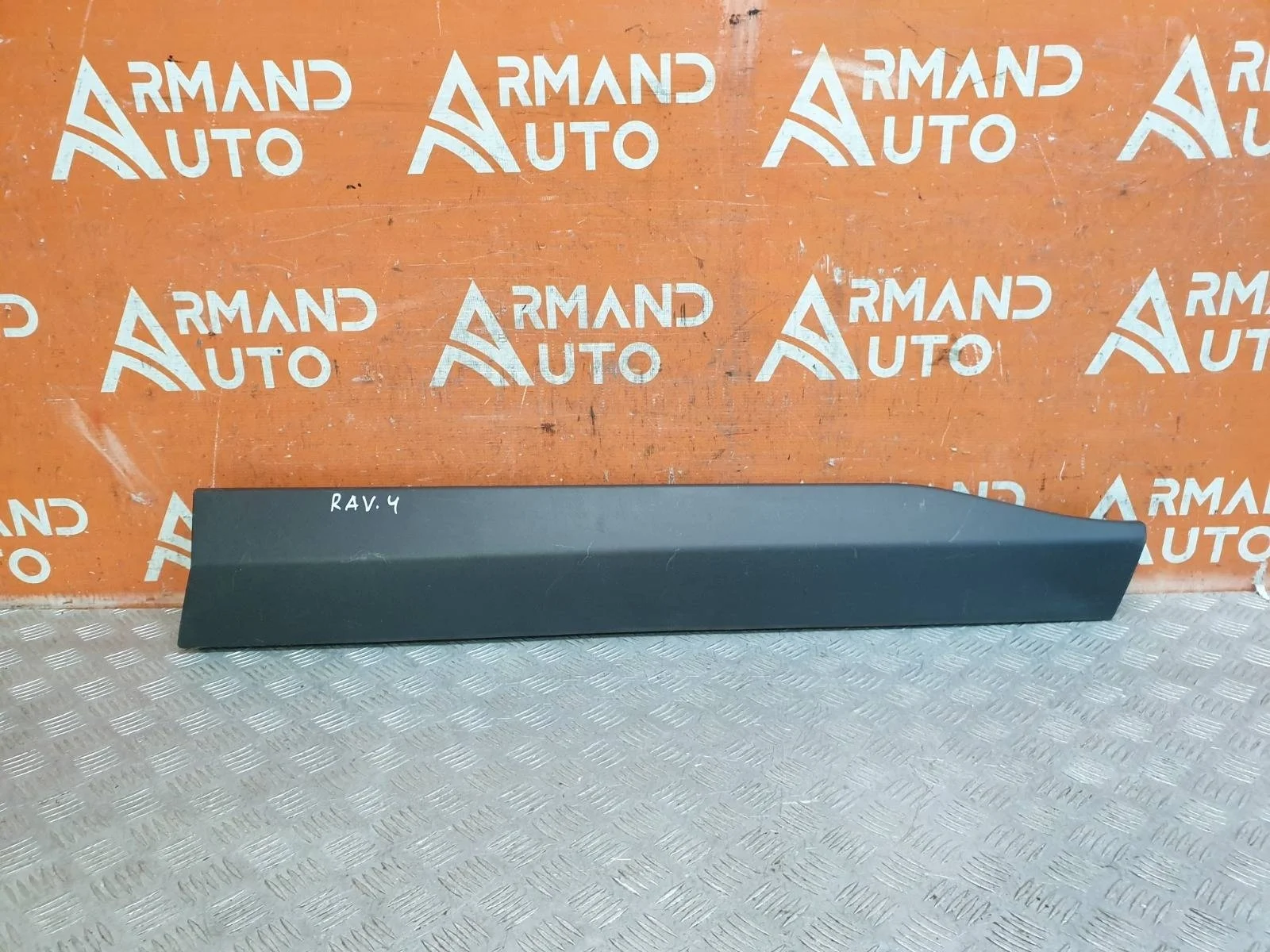 Молдинг двери Toyota RAV4 2018-нв 5 XA50