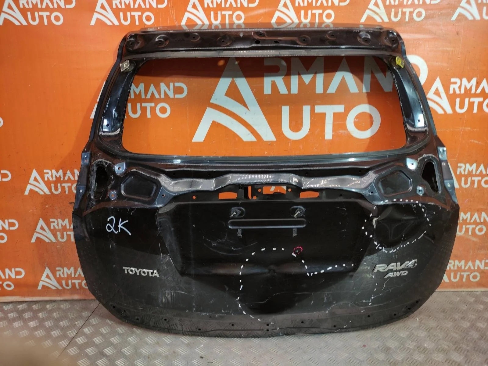 Дверь багажника Toyota RAV4 2015-2019 CA40