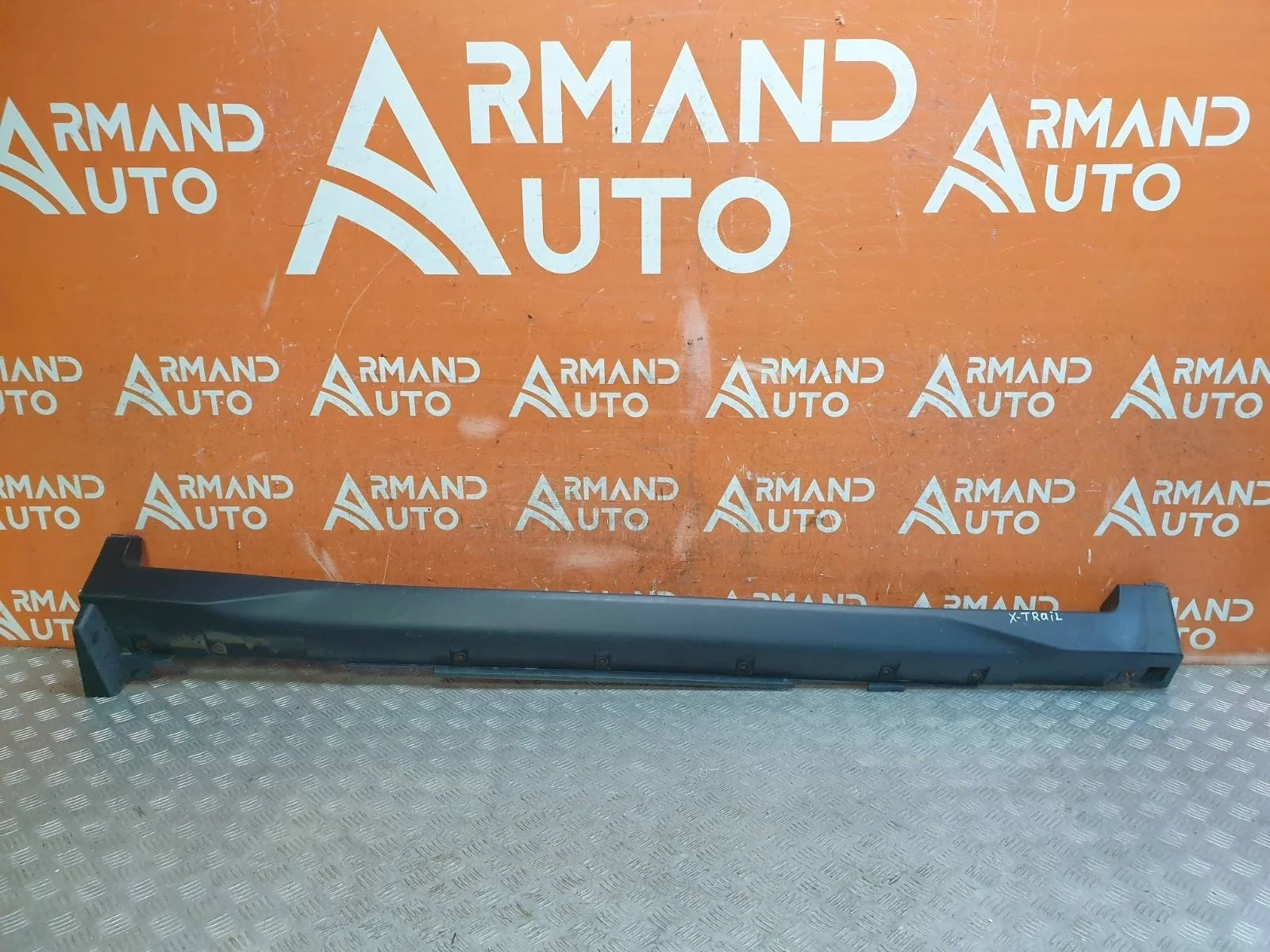 Накладка порога NISSAN X-Trail 2013-2022 T32