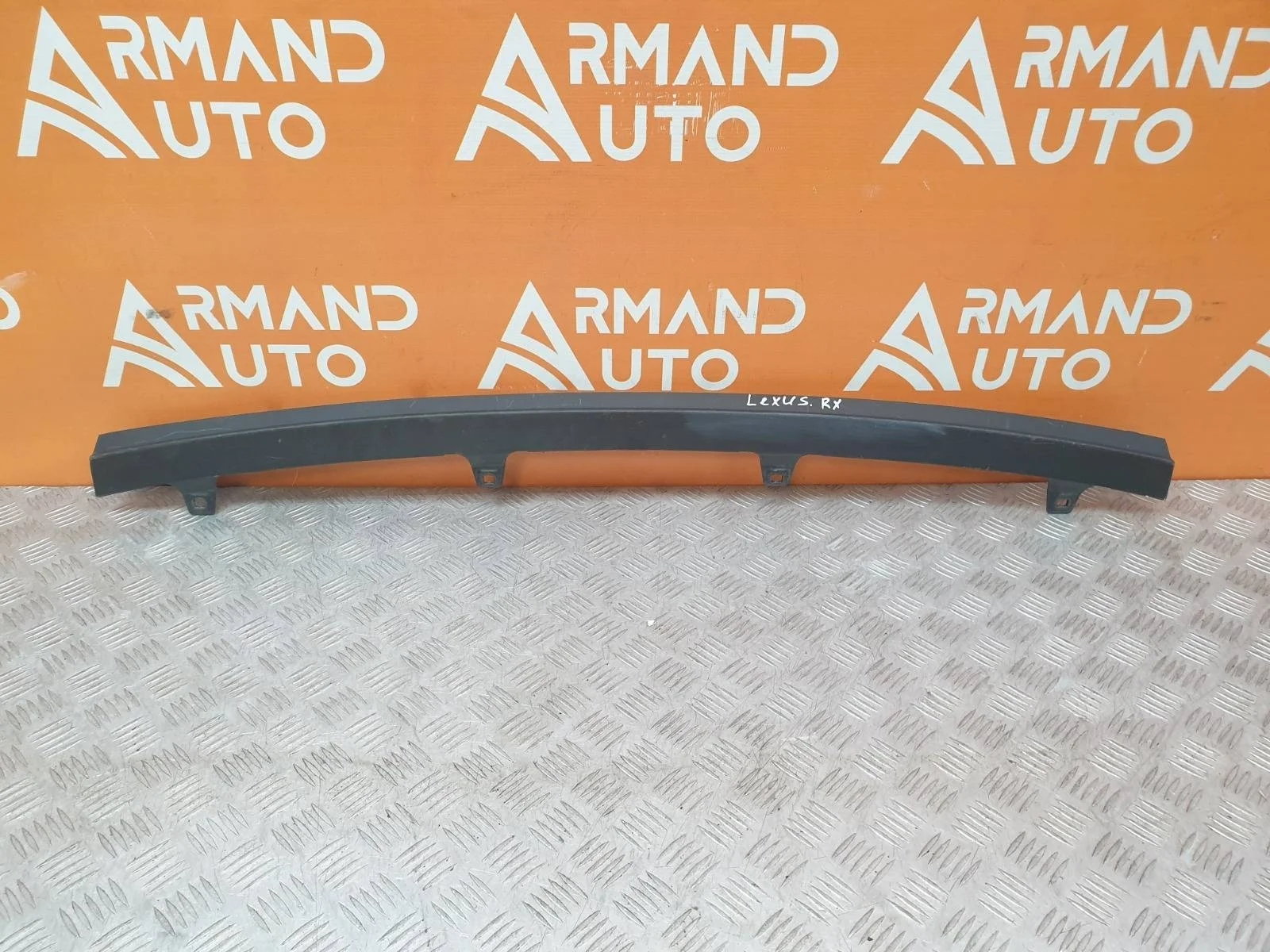 Накладка бампера LEXUS RX 2015-2019 4