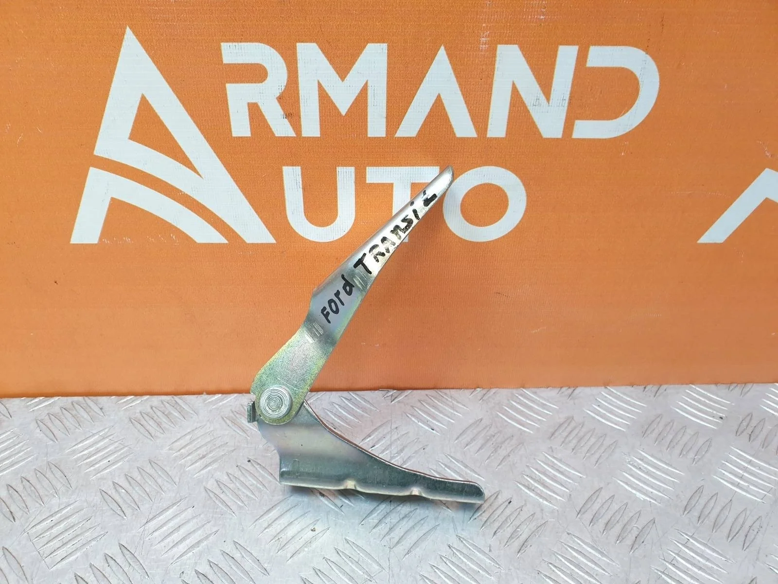 Петля капота Ford Transit 2006-2014 TT9