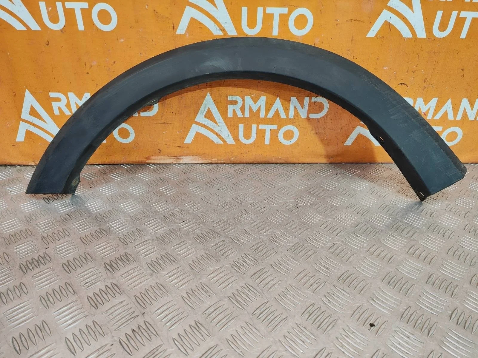 Расширитель крыла Renault Sandero 2013-2019