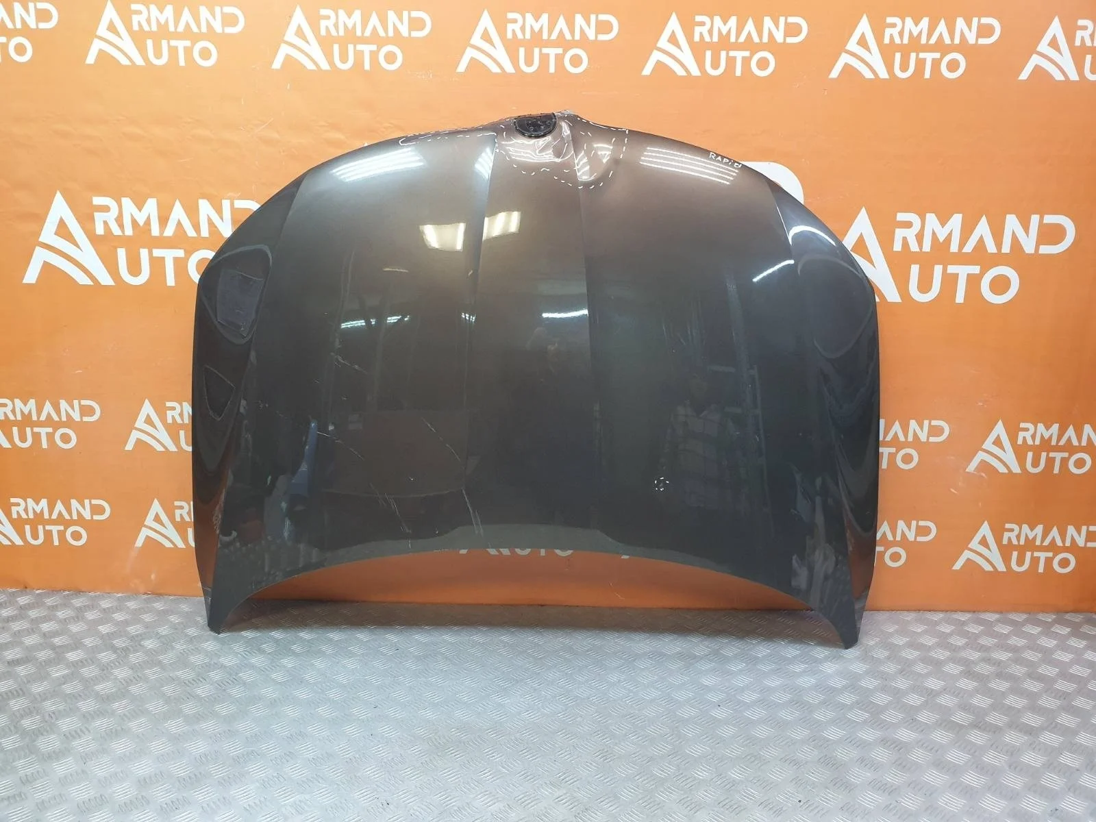 Капот Skoda Rapid 2014-2020