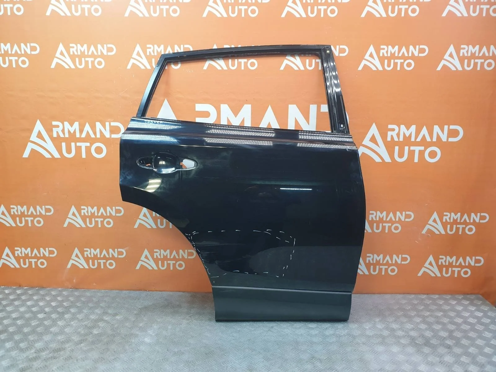 Дверь Toyota Rav4 2015-2019 CA40