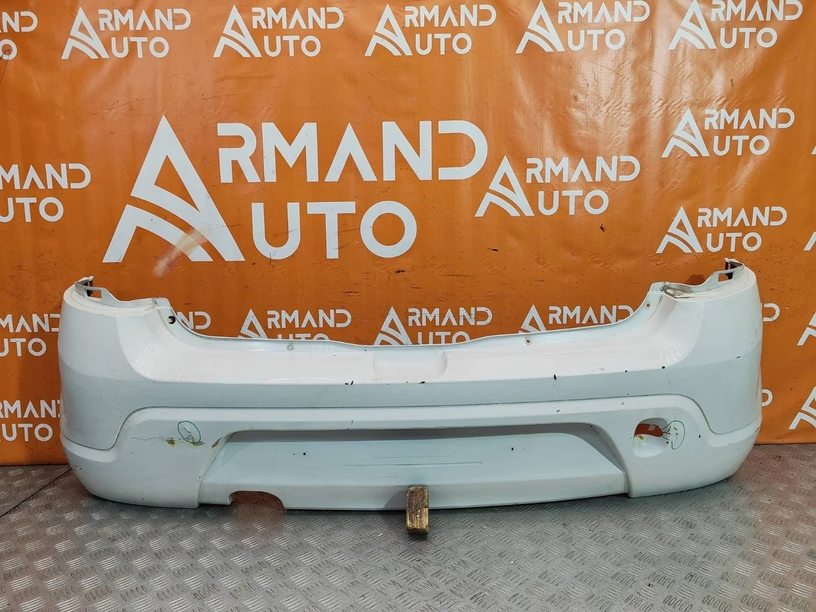 Бампер Renault Sandero 2009-2014