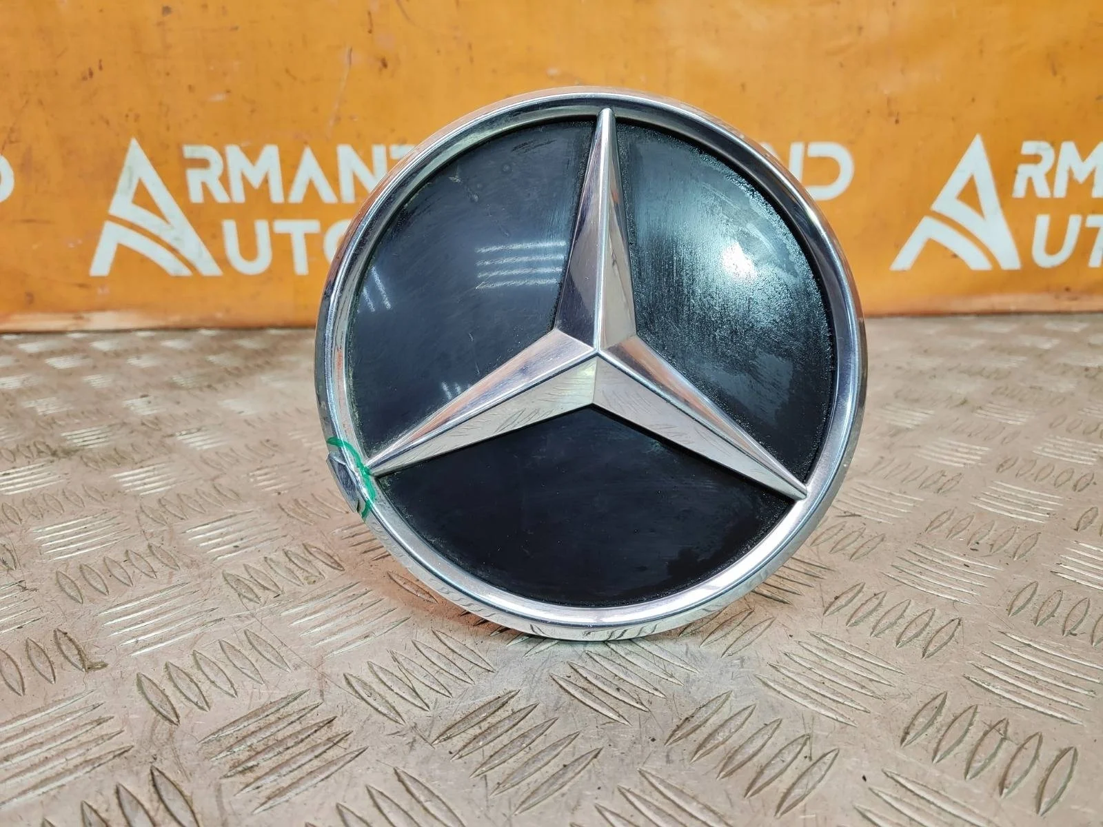 Эмблема Mercedes A-Class 2018-нв W177