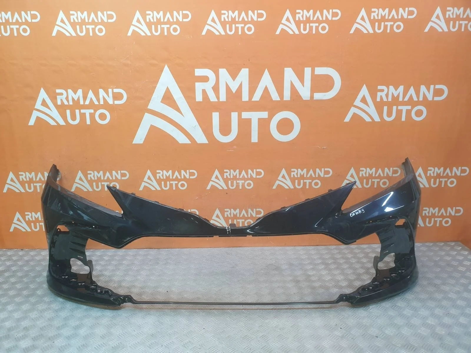 Бампер Toyota Camry 2020-нв 8 XV70