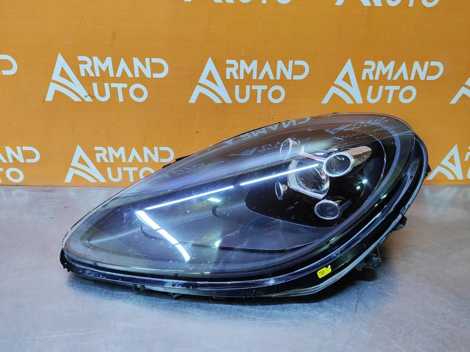 Фара Porsche Macan 2018-нв 95b