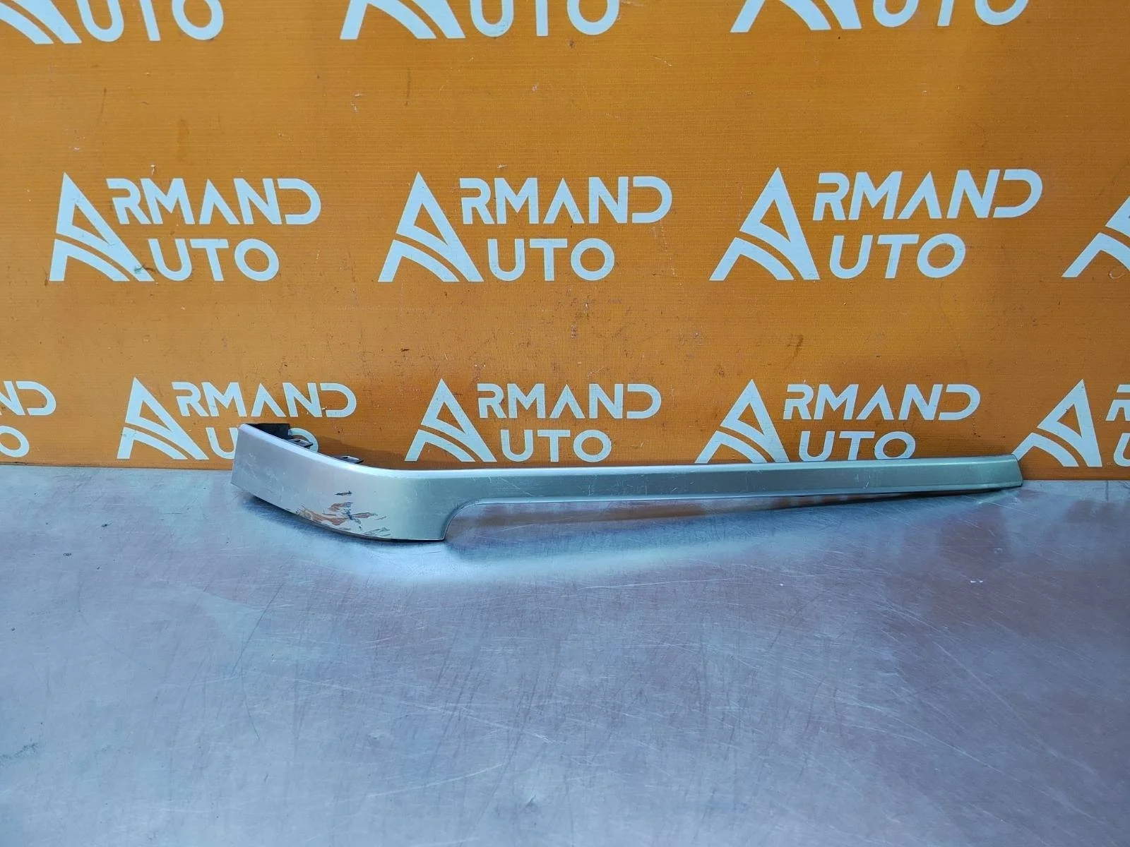 Молдинг бампера Land Rover Range 2012-2022 4 L405