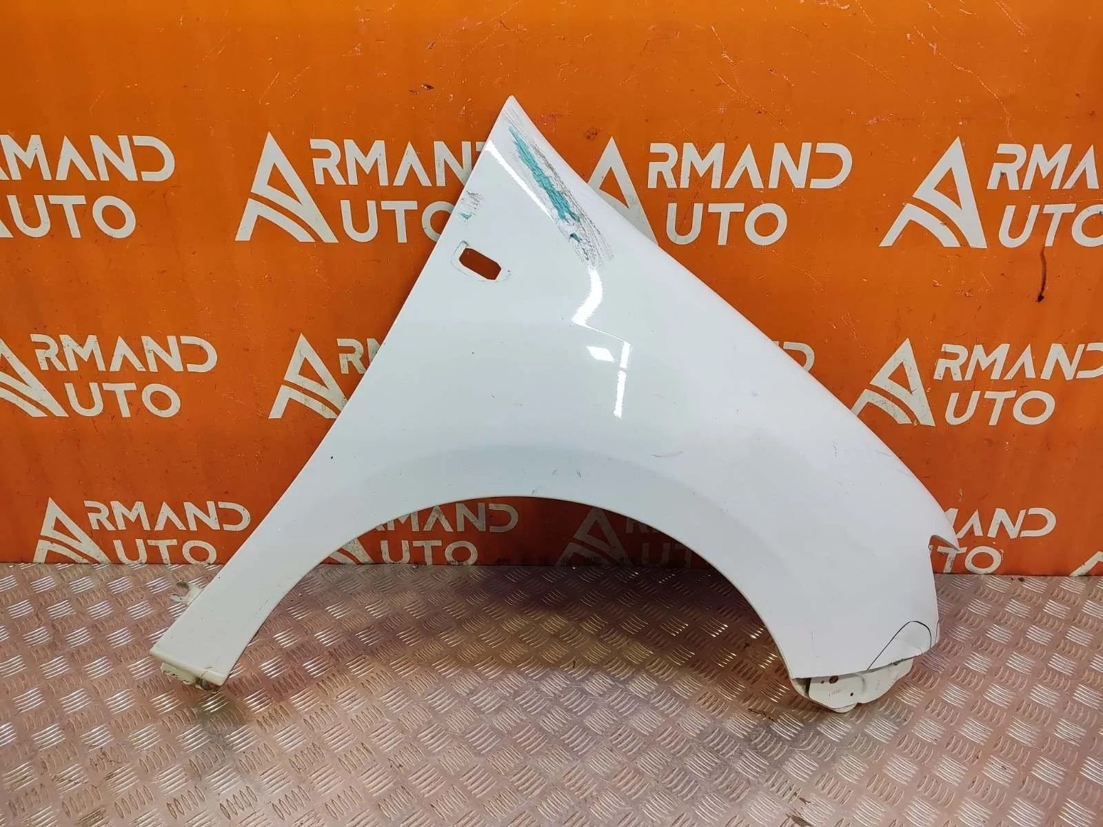 Крыло Renault Logan 2012-2022