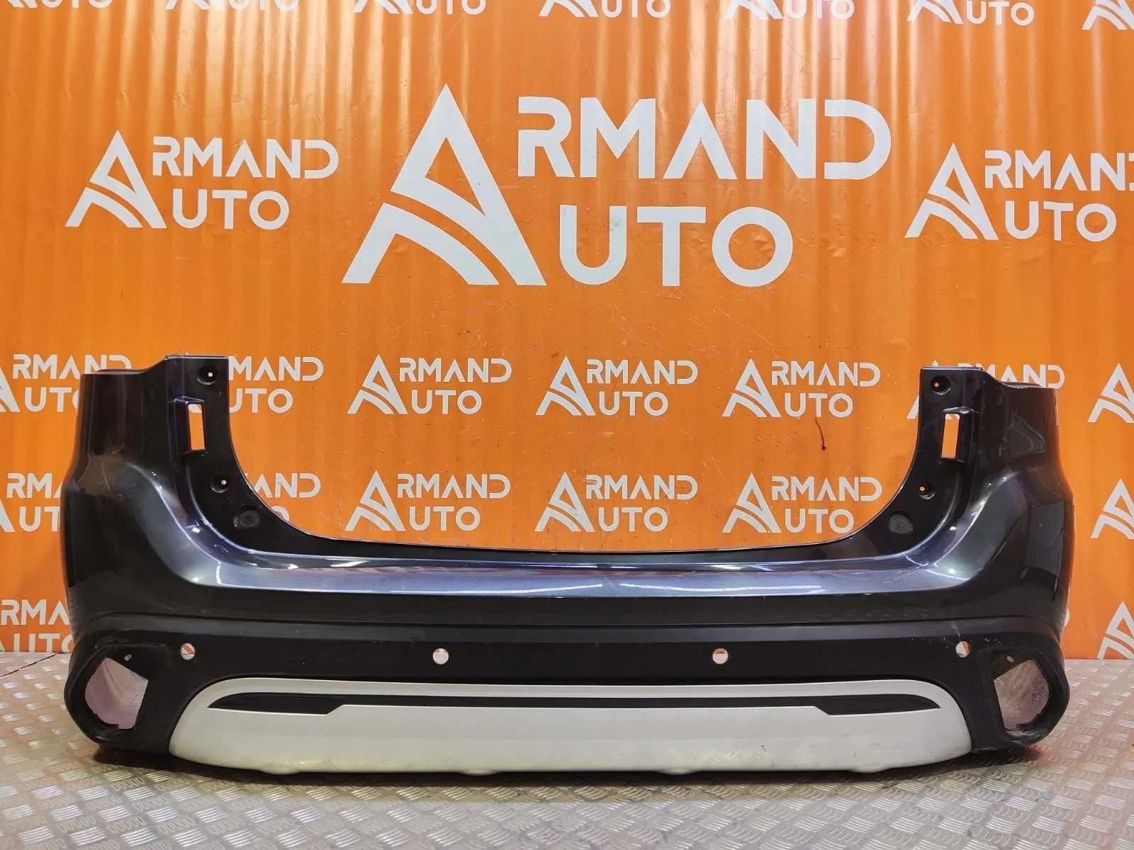 Бампер Mitsubishi Outlander 2018-нв 3