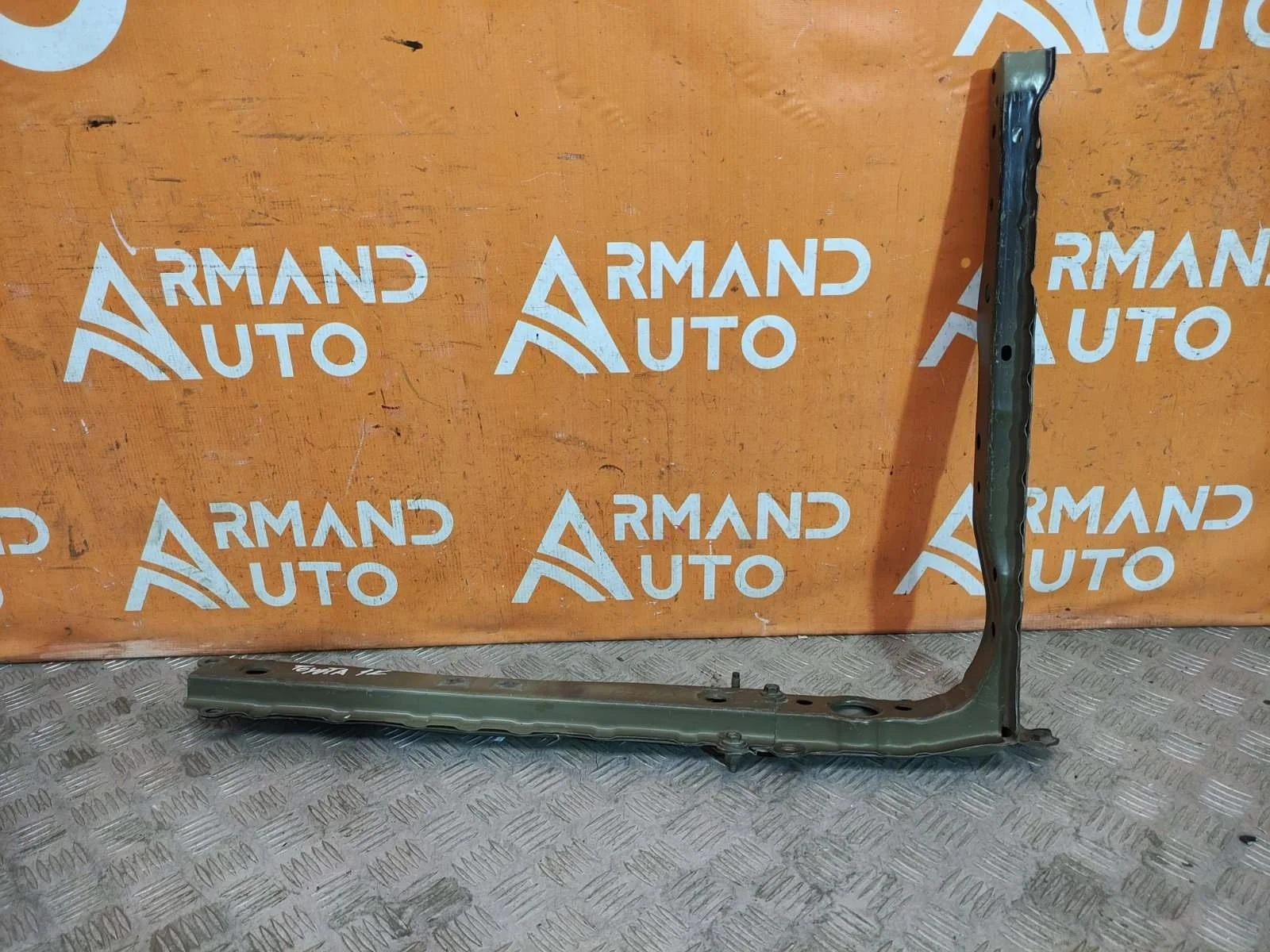 Панель передняя (суппорт радиатора) Toyota RAV4 2012-2019 CA40