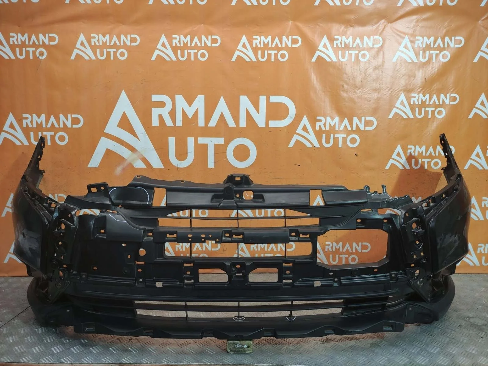Бампер MItsubishi Outlander 2015-2018 3