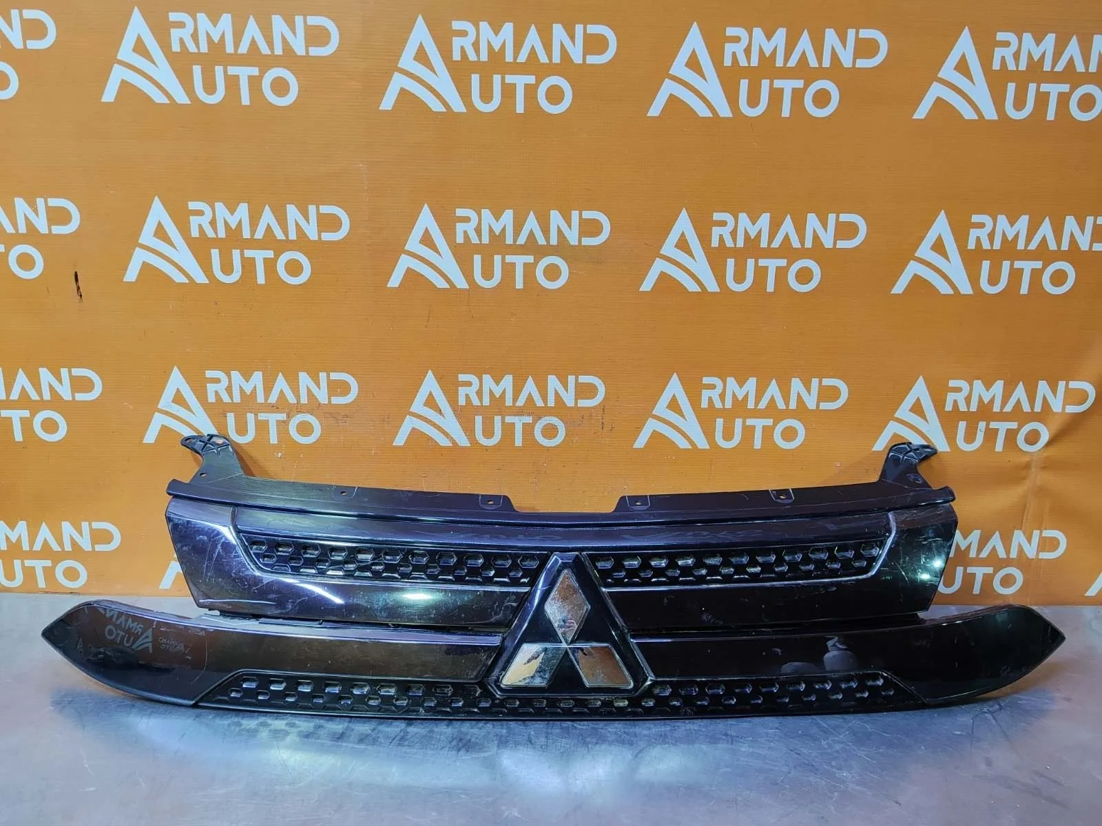 Решетка радиатора MItsubishi Outlander 2018-нв 3