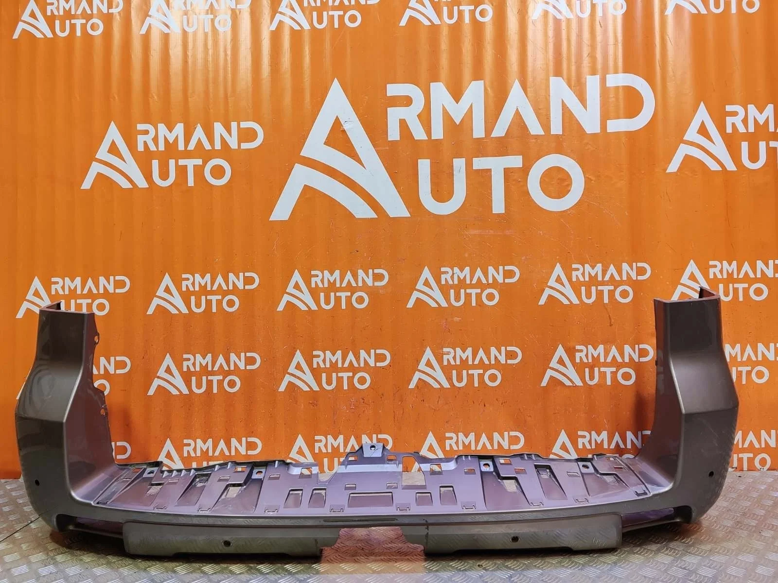 Бампер Toyota Land Cruiser Prado 2017-нв 150