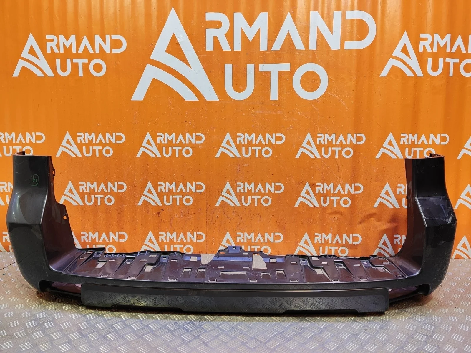 Бампер Toyota Land Cruiser Prado 2017-нв 150