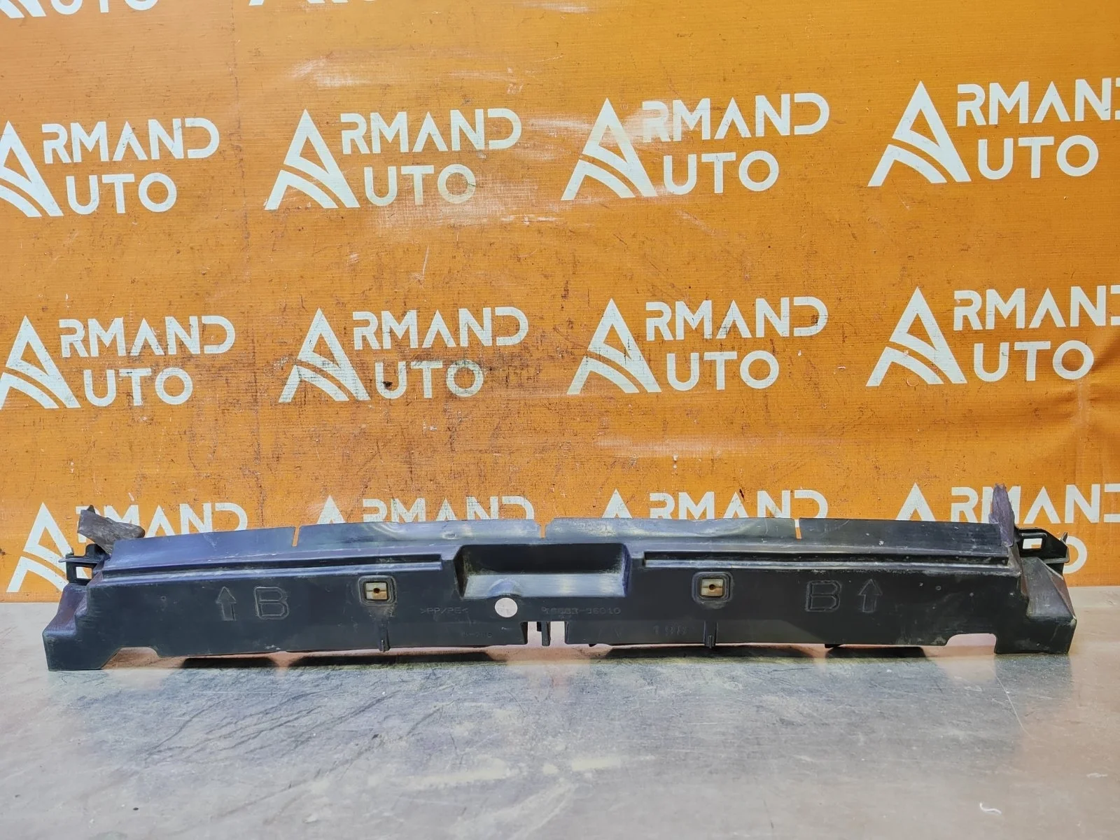 Дефлектор радиатора нижний Toyota RAV4 2012-2015 CA40