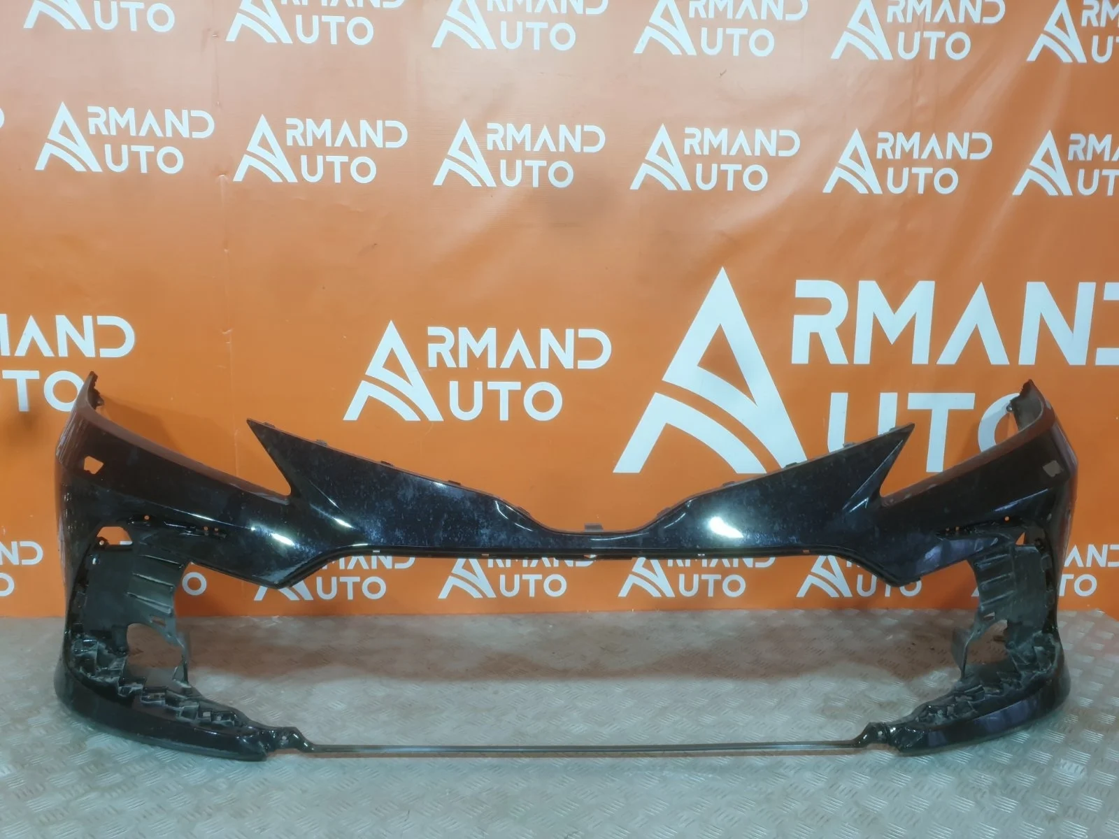 Бампер Toyota Camry 2020-нв 8 XV70