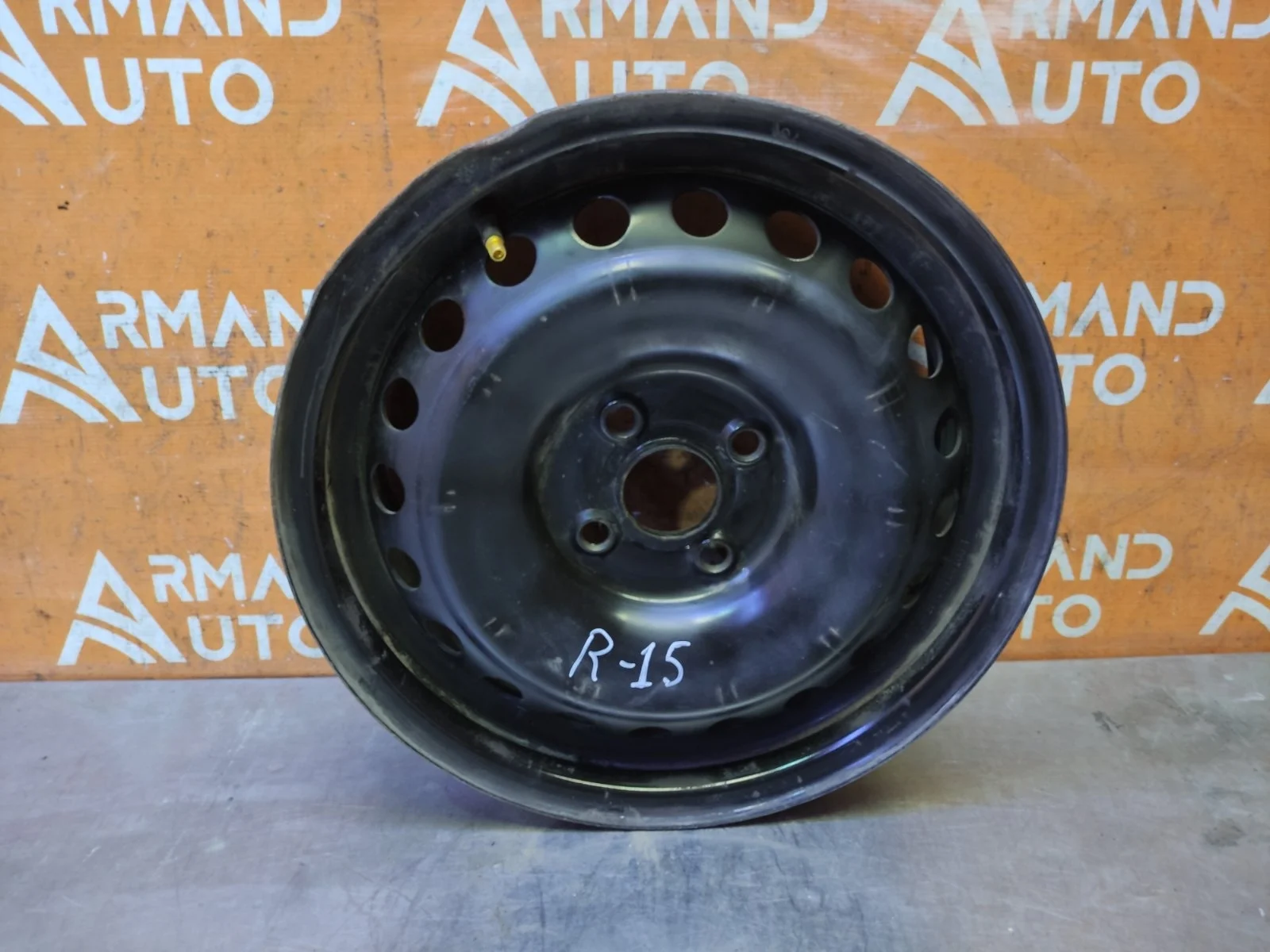 Диск колесный r15 Hyundai Solaris 2