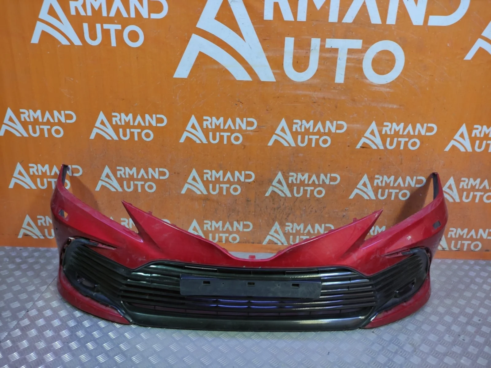 Бампер Toyota Camry 2020-нв 8 XV70